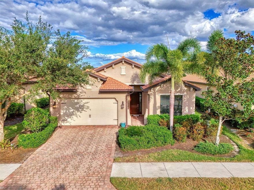 The Edison model is a one-story, single-family, 2400 sq ft home, located in the Calusa Park Community in Nokomis, Florida. Built by D.R. Horton, the house features three bedrooms, den/office, two full bathrooms, two car garage with an EXTENDED paver lanai and a gorgeous lake view.

The spacious kitchen and great room offer plenty of space to entertain. The sliding glass doors open to the screened lanai to create the ultimate indoor/outdoor entertaining space. The kitchen has granite counters, stainless steel appliances and a walk in pantry with plenty of storage.
A NEW HVAC system was installed in October 2025.
The large primary bedroom has a spacious en-suite bathroom with two walk-in closets,  dual vanities, a tiled shower and a separate tub.

The 2 guest bedrooms have a shared full bathroom with a tiled shower and a separate linen closet. There is a coat closet in the main entry area and a separate washer/dryer room with a utility sink. Each room has a ceiling fan. There are tiled floors throughout the entire home.

Calusa Park is a beautiful, maintenance-free, gated community with low HOA fees and no CDD. There is a beautiful community pool with restrooms, two covered cabana/lounging areas and beautiful lounge chairs and tables.

This beautiful home has never been fully occupied as it was a vacation home. As soon as you enter the home, you’ll agree that it feels like a new home. As an incentive to the Buyer, the Seller has offered to pay for the title.

Calusa Park is conveniently located between Sarasota and Venice and offers easy access to I-75, Sarasota Memorial Hospital, Route 41 and the area beaches. Living here, you will enjoy access to pristine beaches, world-class golf courses, the Legacy bike trail, Oscar Scherer State Park, dining, and shopping, all within ten minutes.