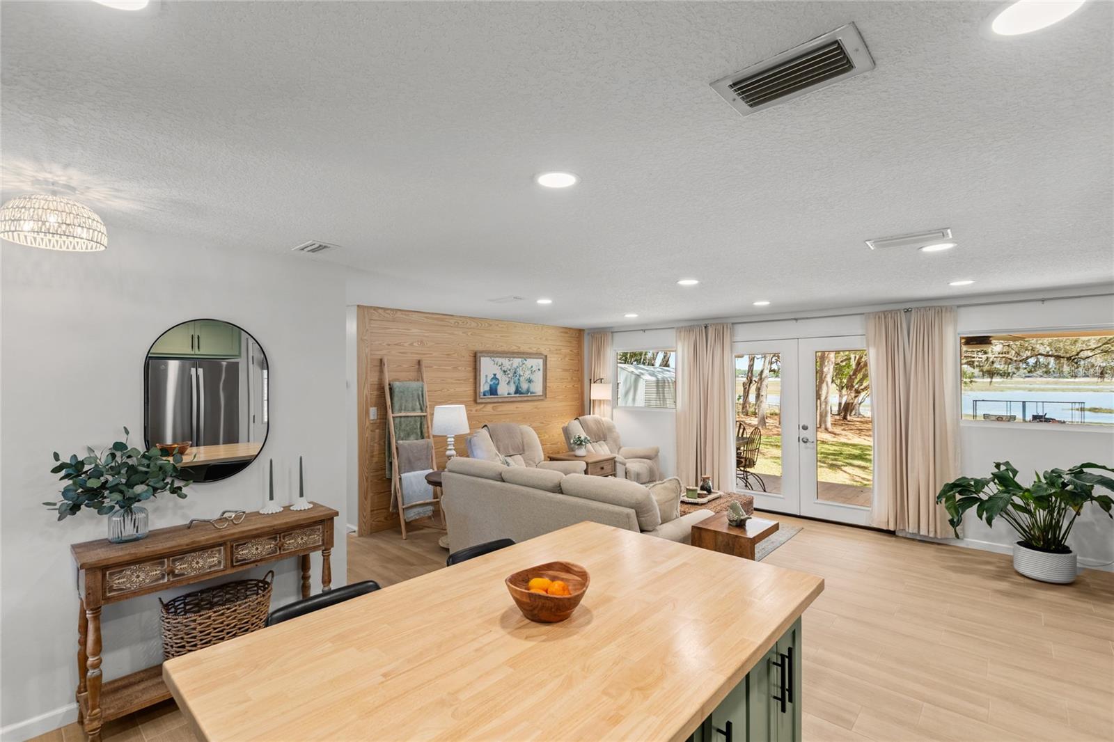 MCKAYS - Residential