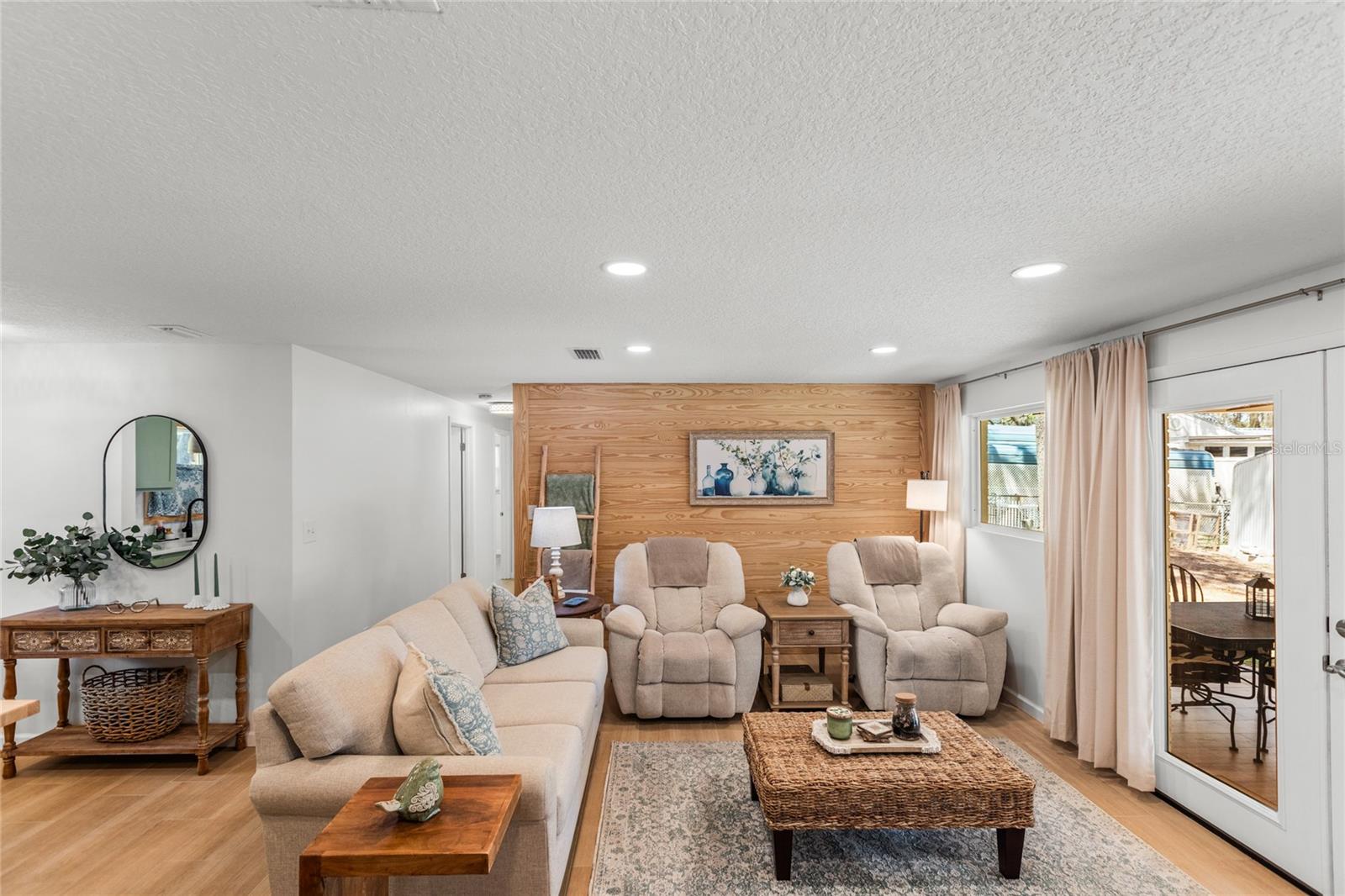 MCKAYS - Residential