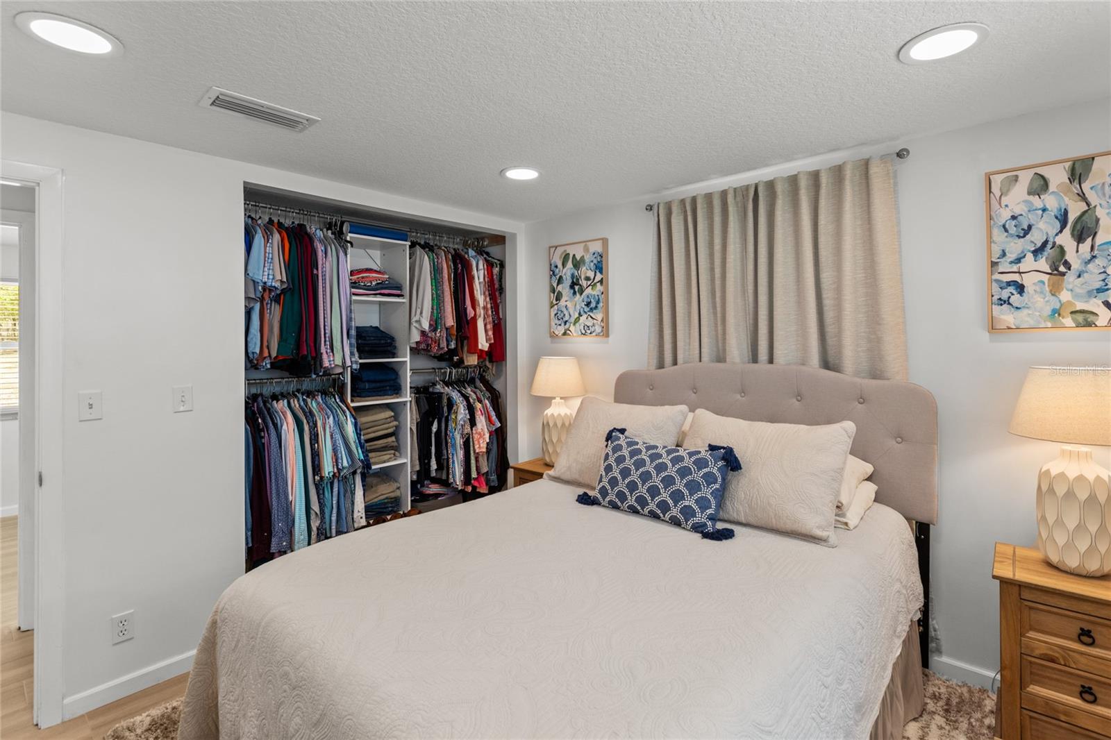 MCKAYS - Residential