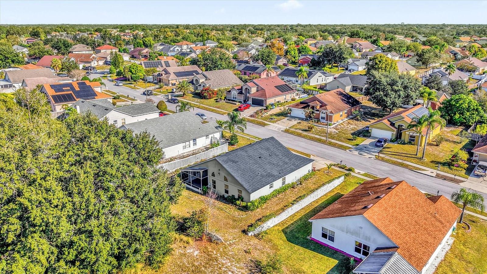 COUNTRY RUNA - Residential