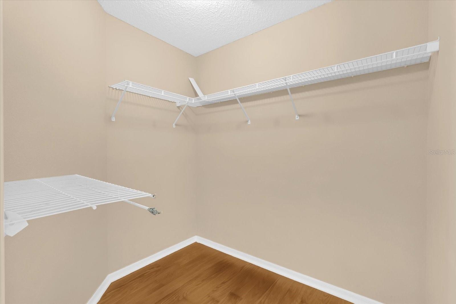 COUNTRY RUNA - Residential