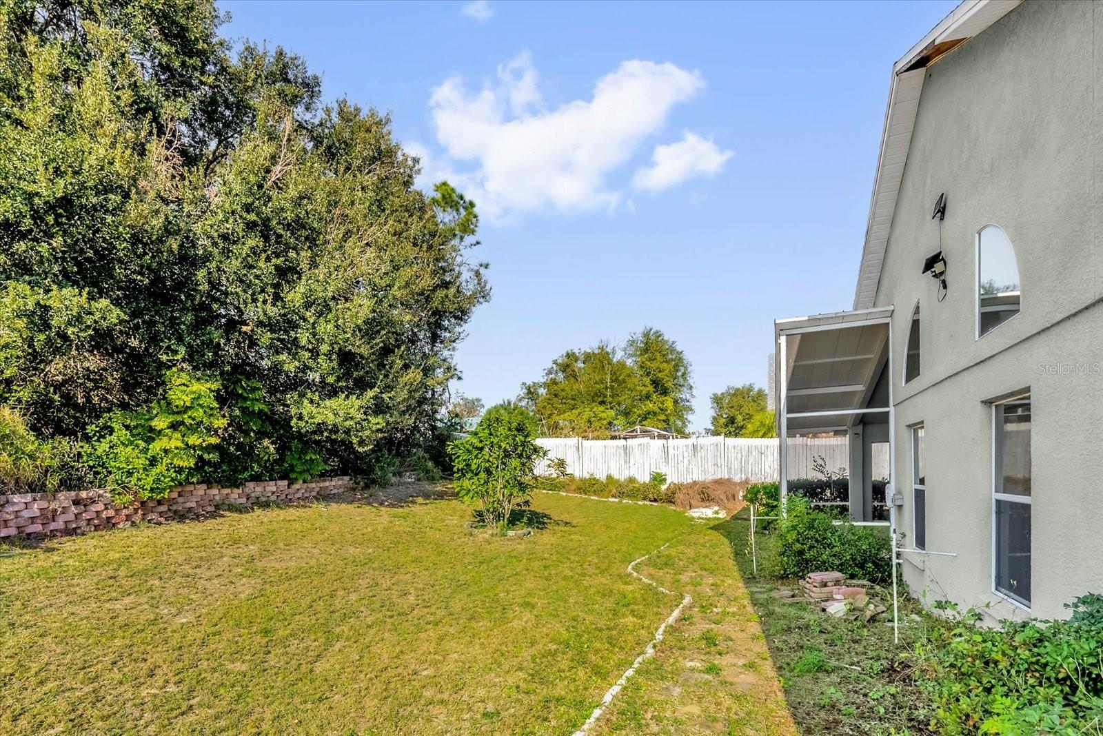 COUNTRY RUNA - Residential