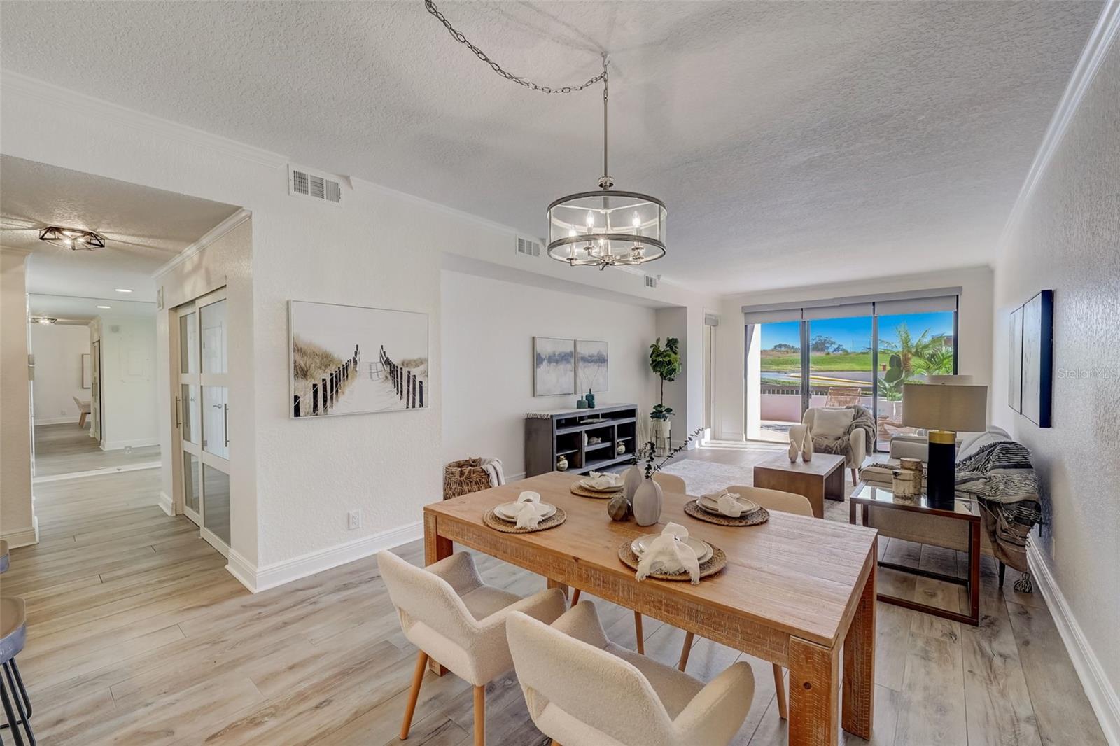 6 BELLEVIEW BOULEVARD 101