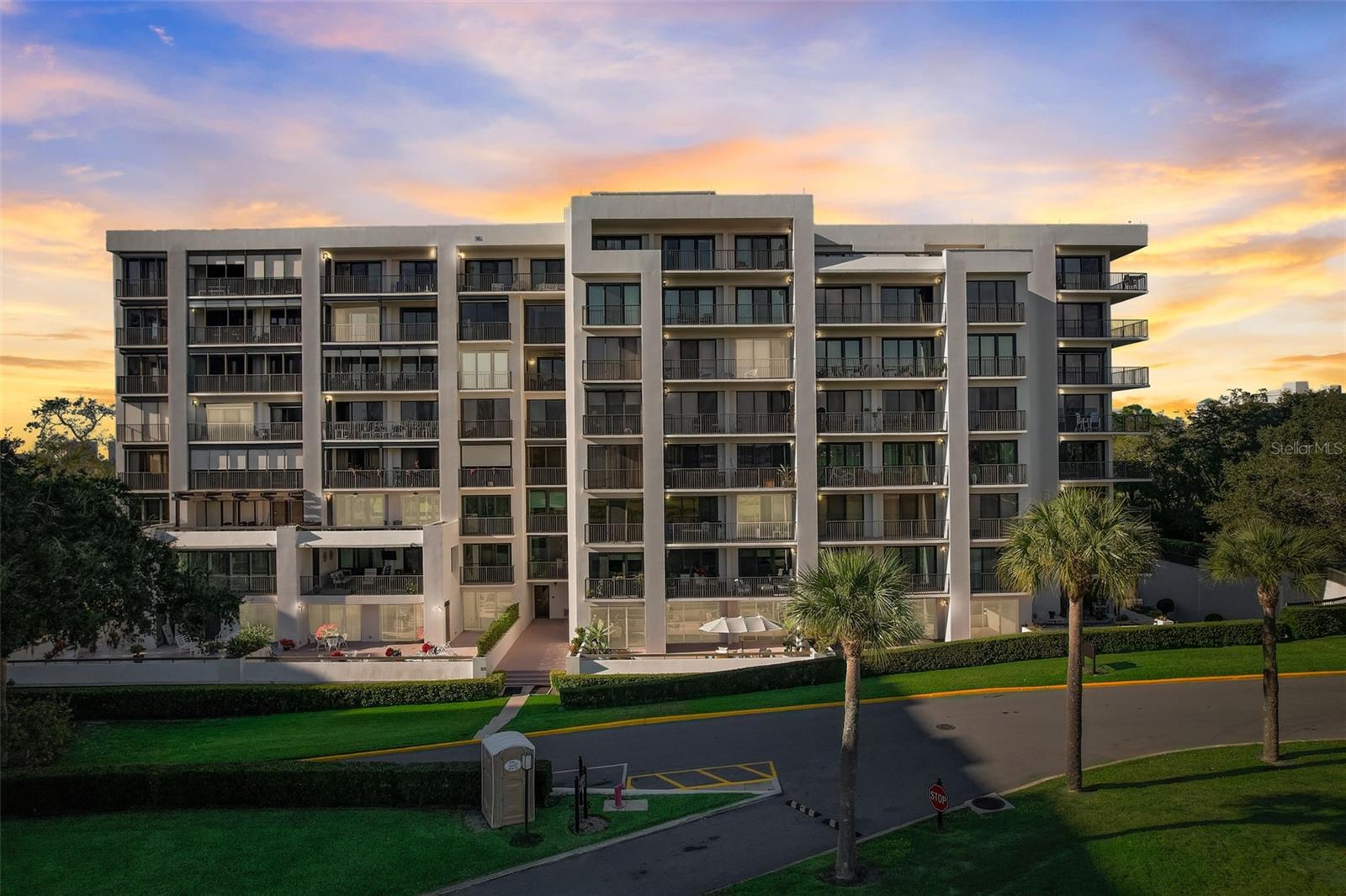 6 BELLEVIEW BOULEVARD 101