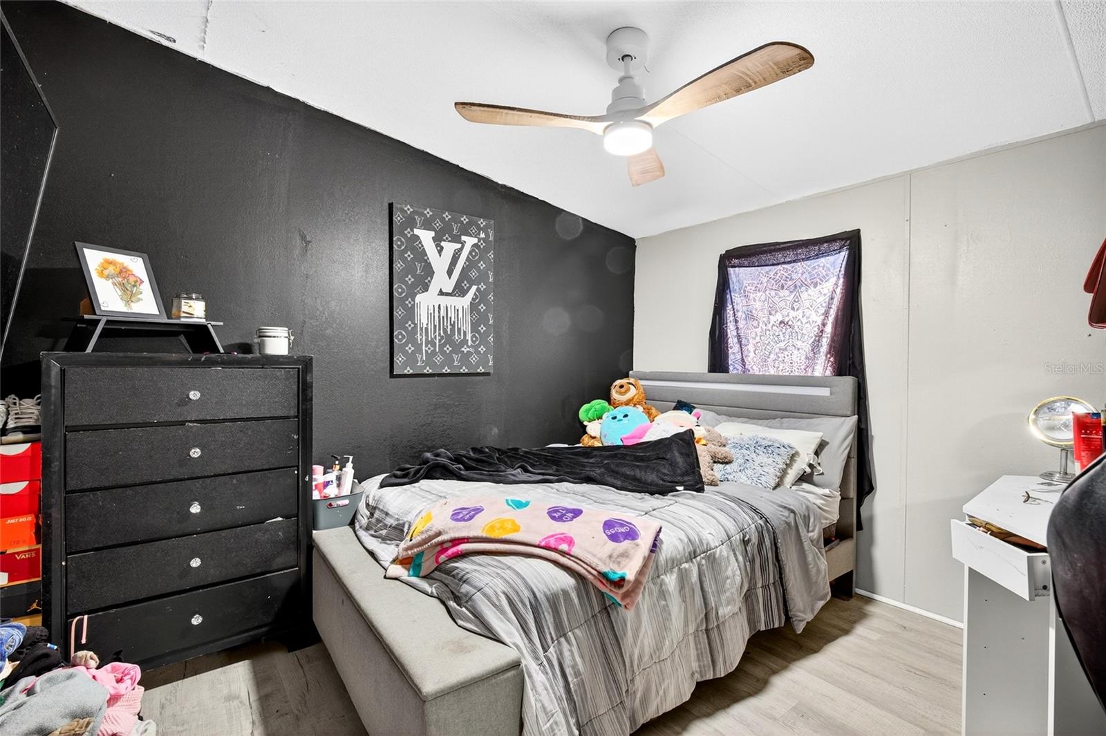 SILVERWOOD VILLAS - Residential