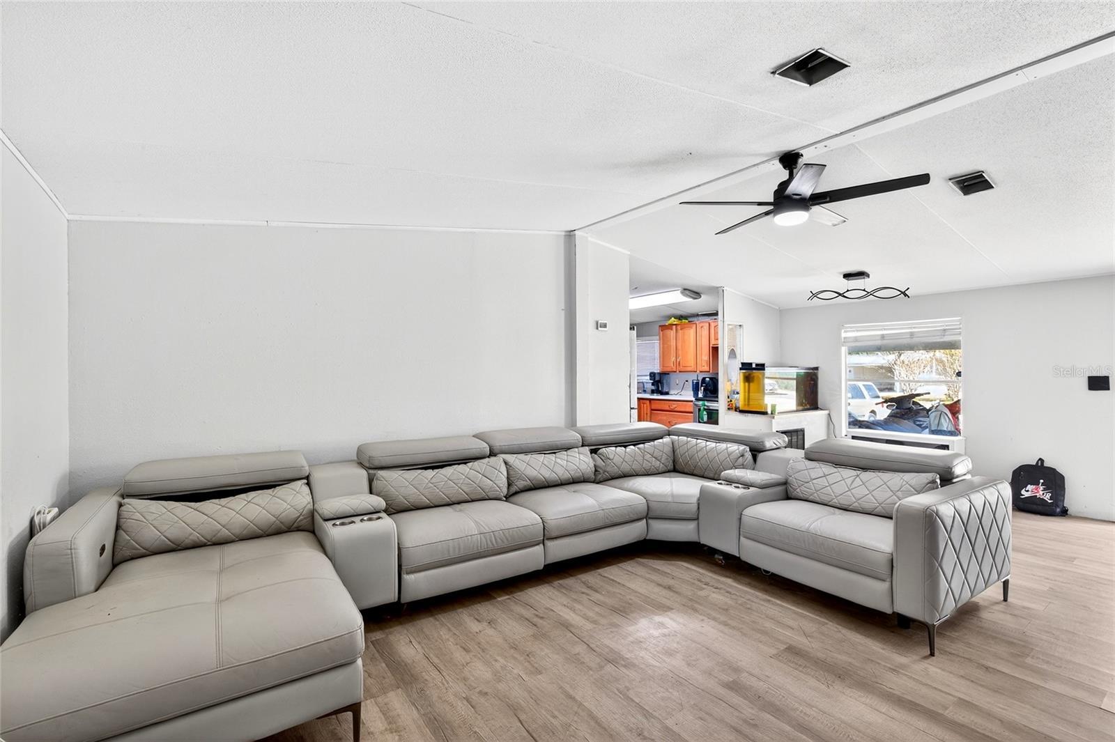 SILVERWOOD VILLAS - Residential