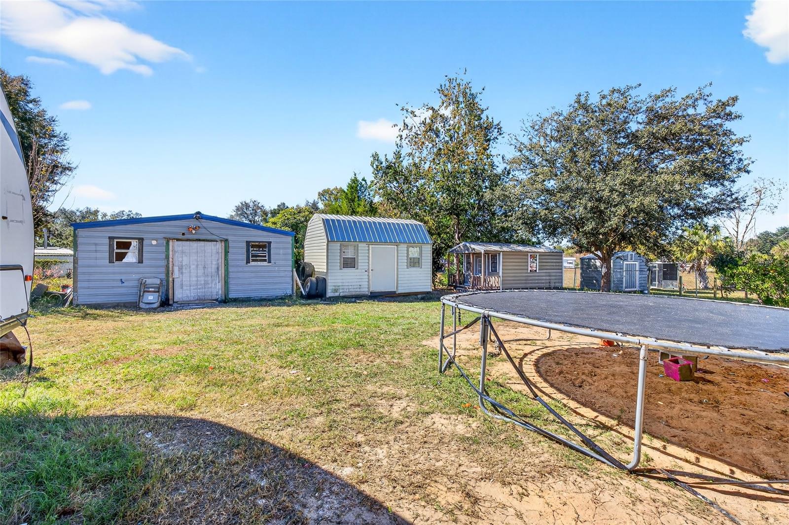 SILVERWOOD VILLAS - Residential