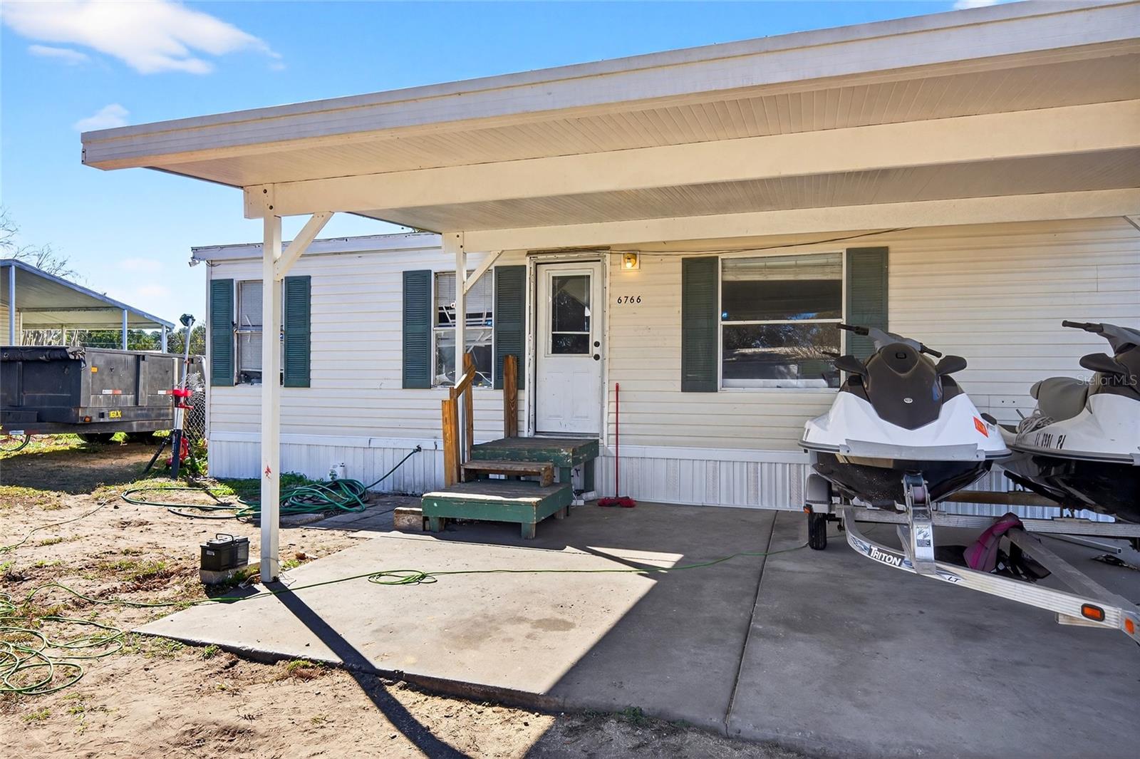 SILVERWOOD VILLAS - Residential