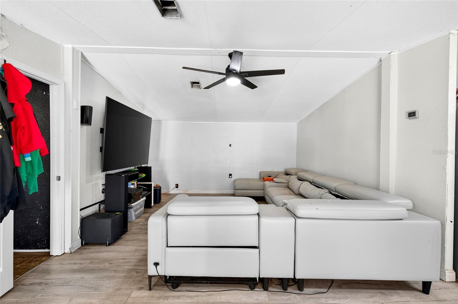 SILVERWOOD VILLAS - Residential