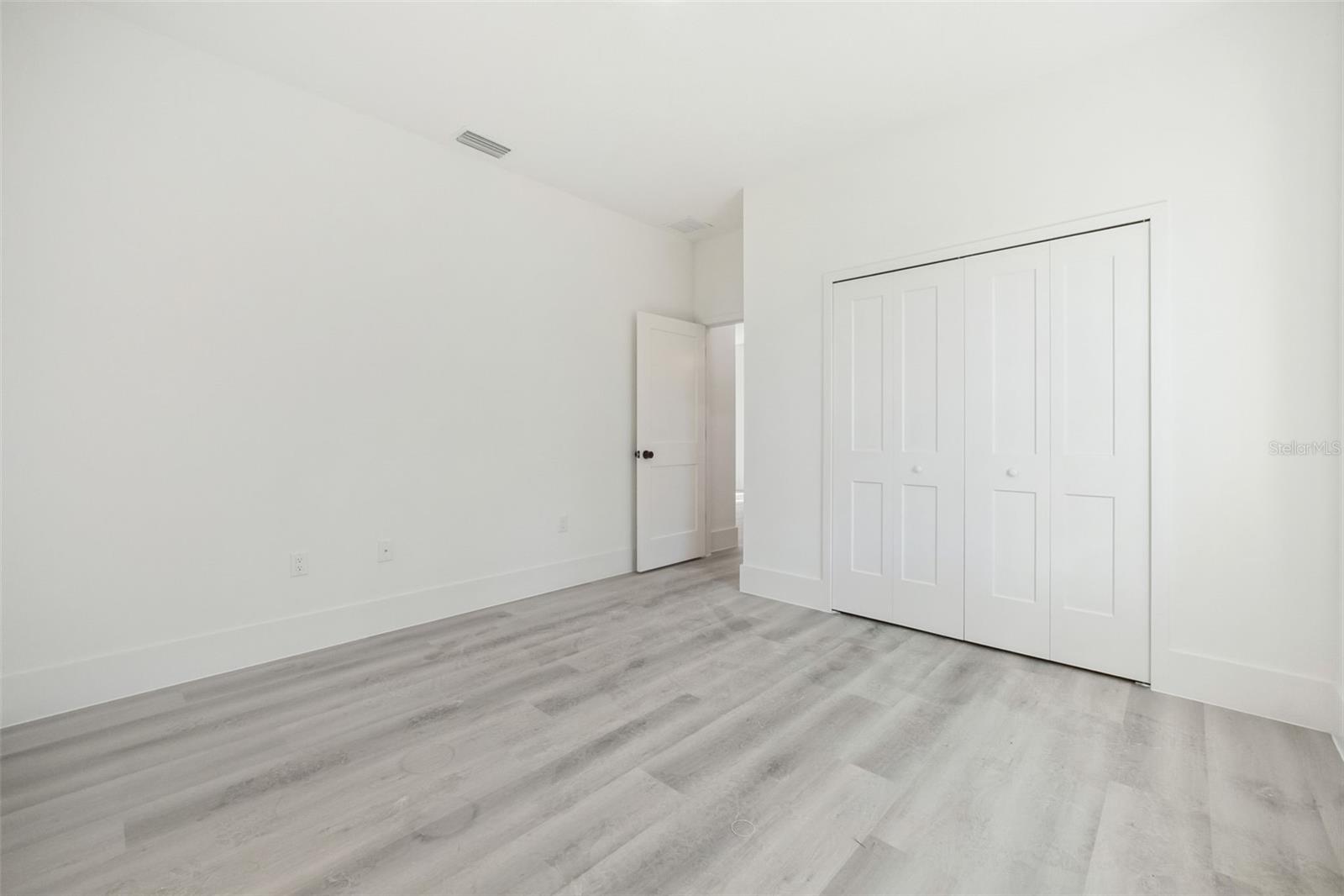 CITRUS SPGS UNIT 03 - Residential