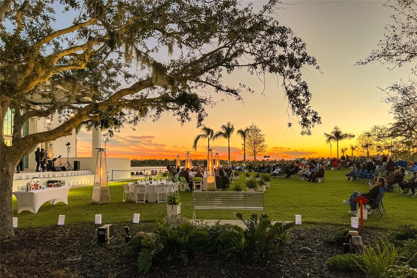 SOLSTICE AT WELLEN PARK - Residential