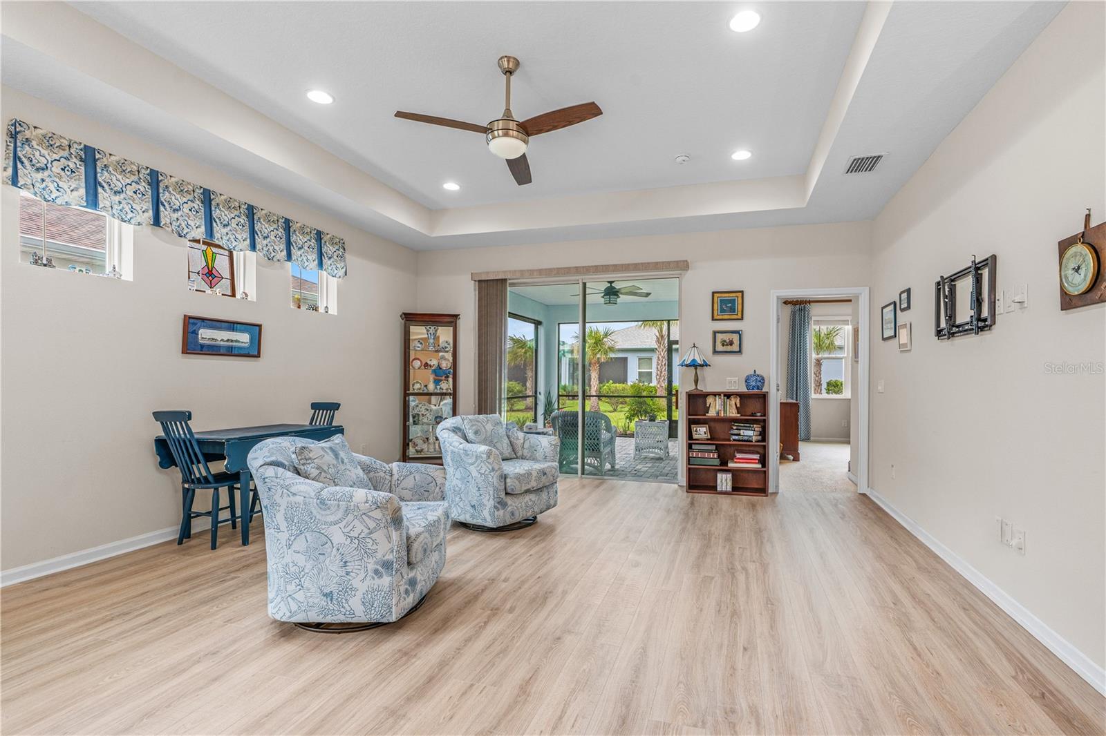 LATITUDE/DAYTONA BEACH PH 5 - Residential
