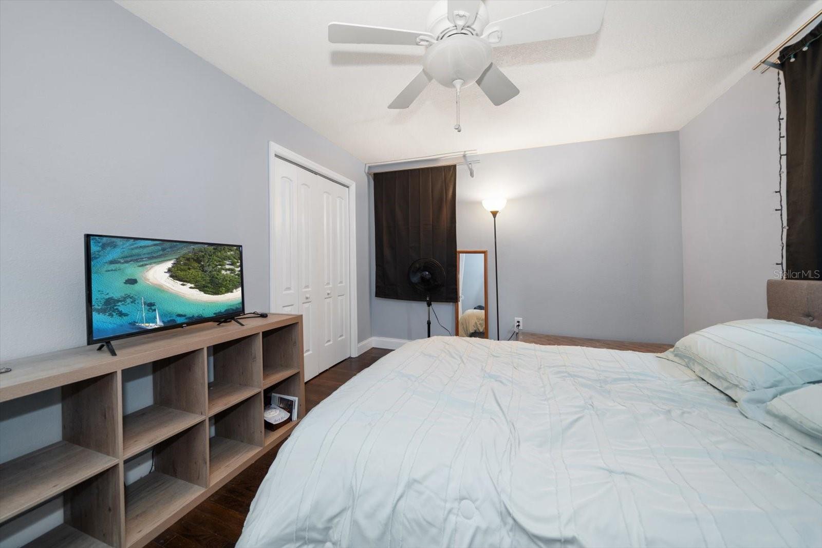 PALM RIDGE MANOR - Residential Lease