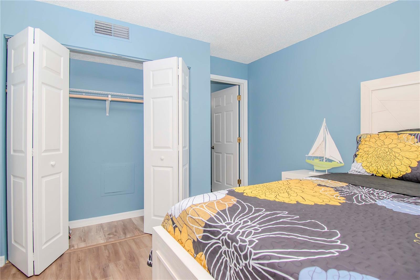 PARK LAKE AT PARSONS A CONDOMI - Residential