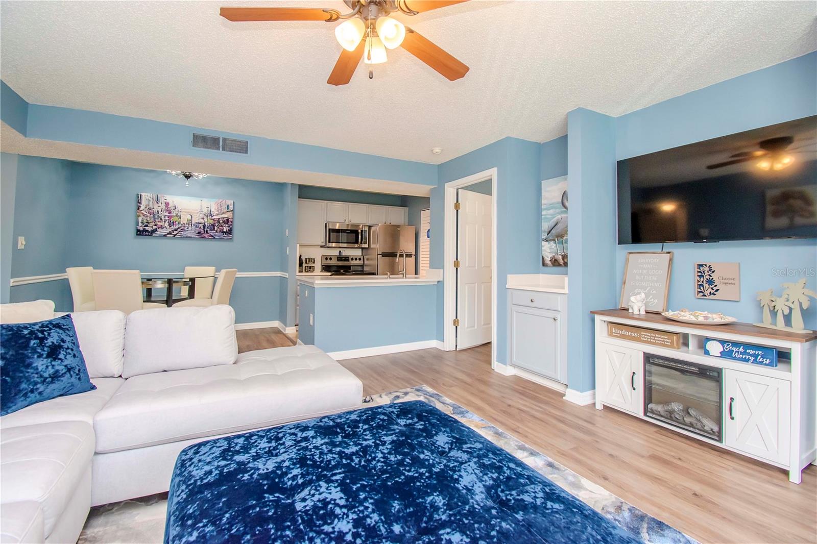 PARK LAKE AT PARSONS A CONDOMI - Residential