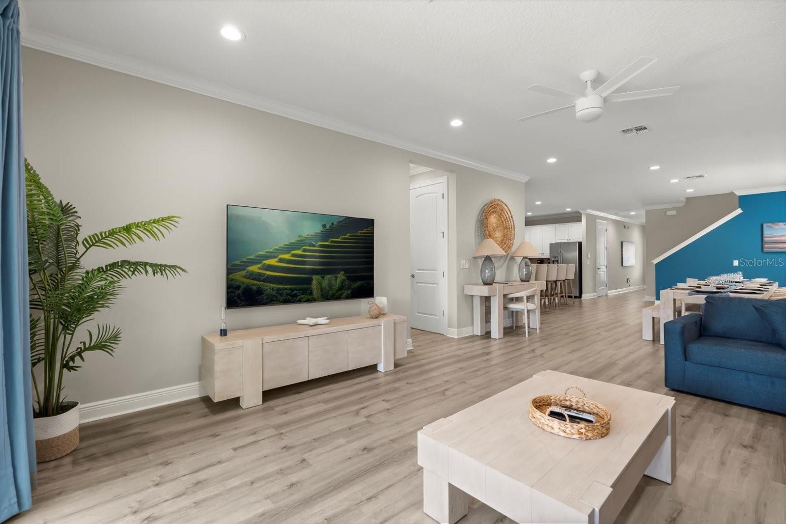 REUNION WEST VLGS NORTH - Residential