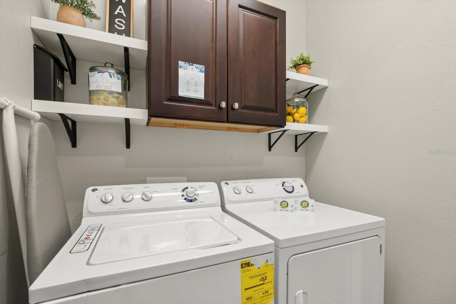 REUNION WEST VLGS NORTH - Residential