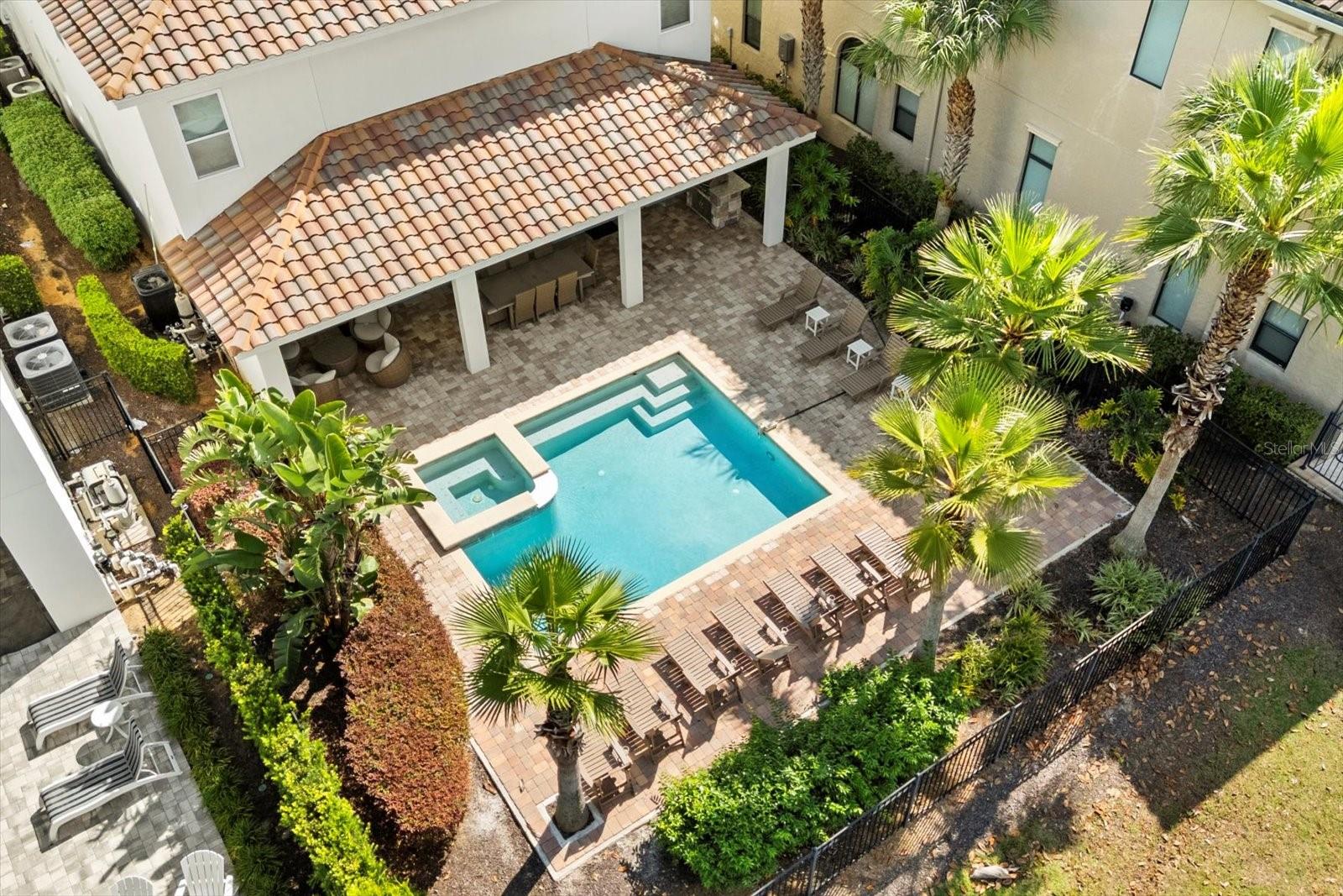 REUNION WEST VLGS NORTH - Residential