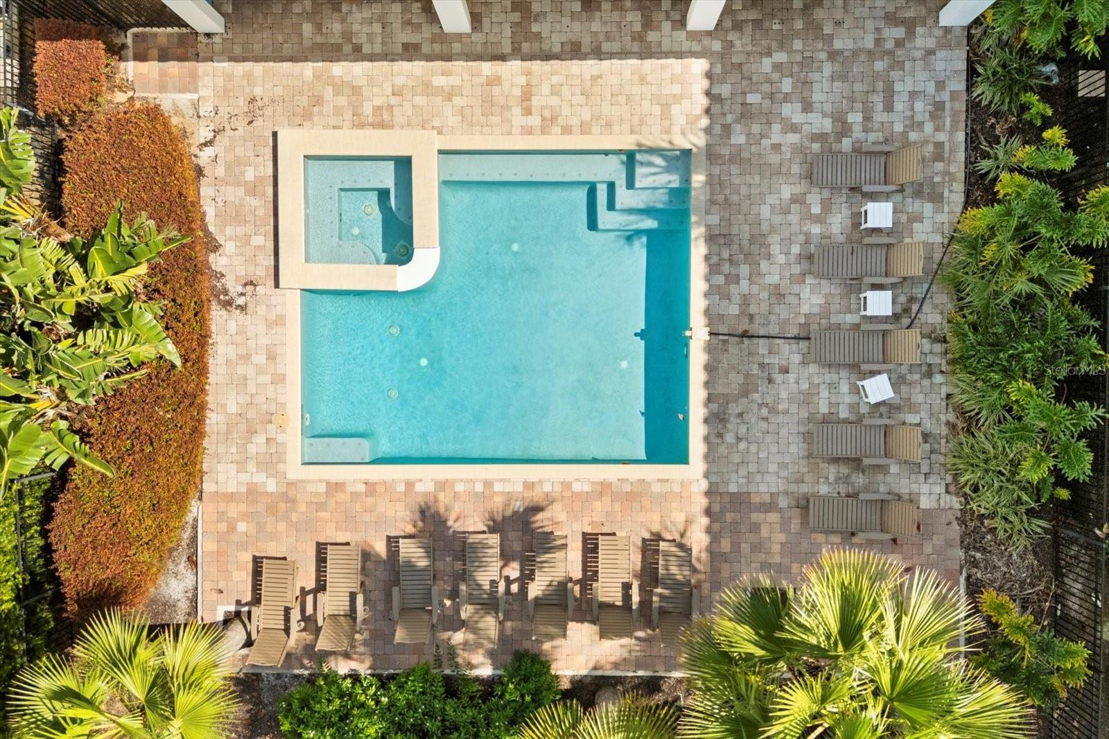 REUNION WEST VLGS NORTH - Residential