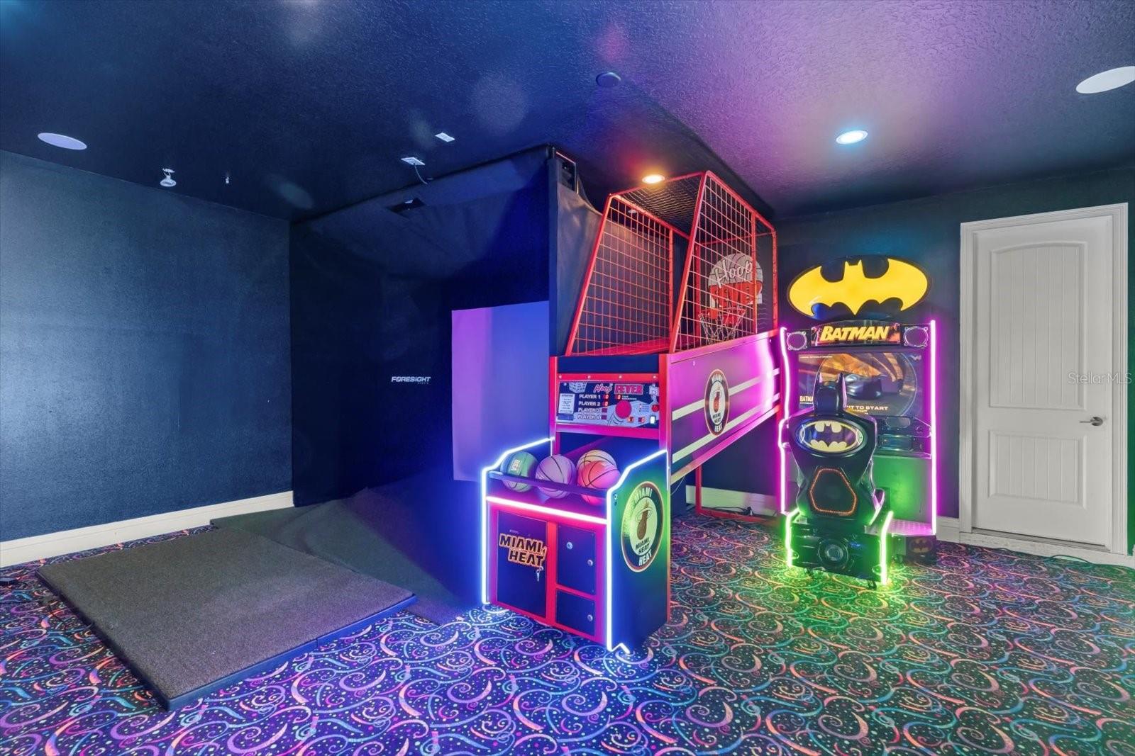 REUNION WEST VLGS NORTH - Residential