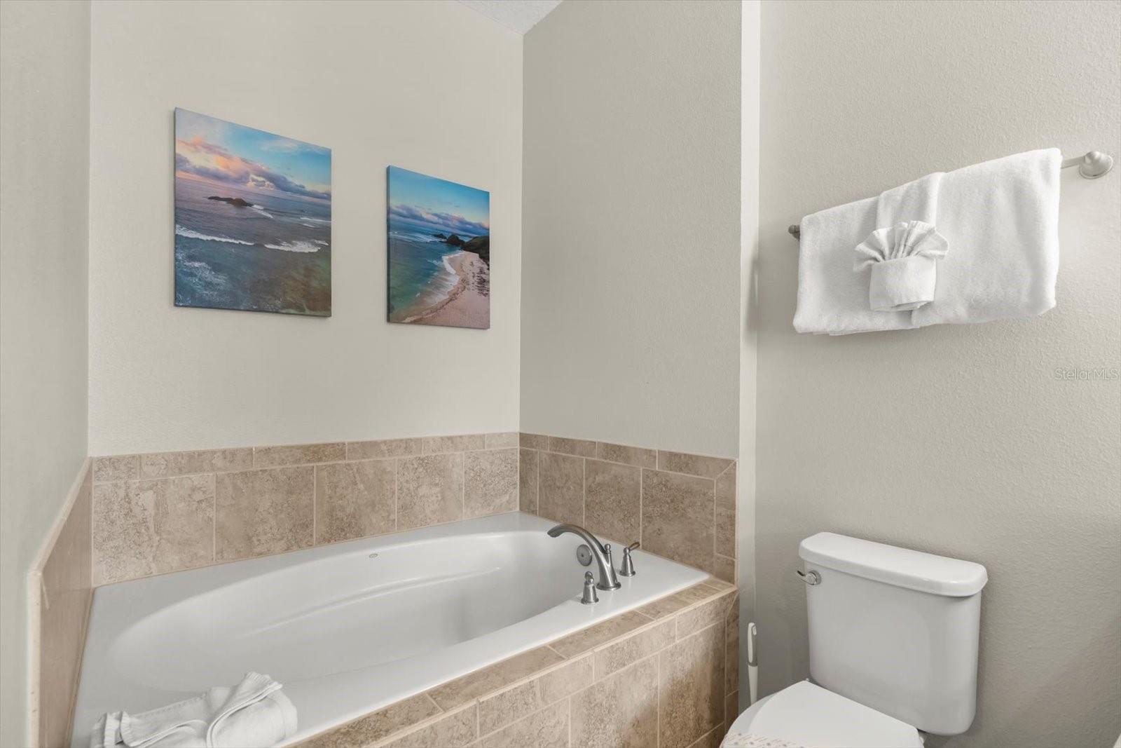 REUNION WEST VLGS NORTH - Residential