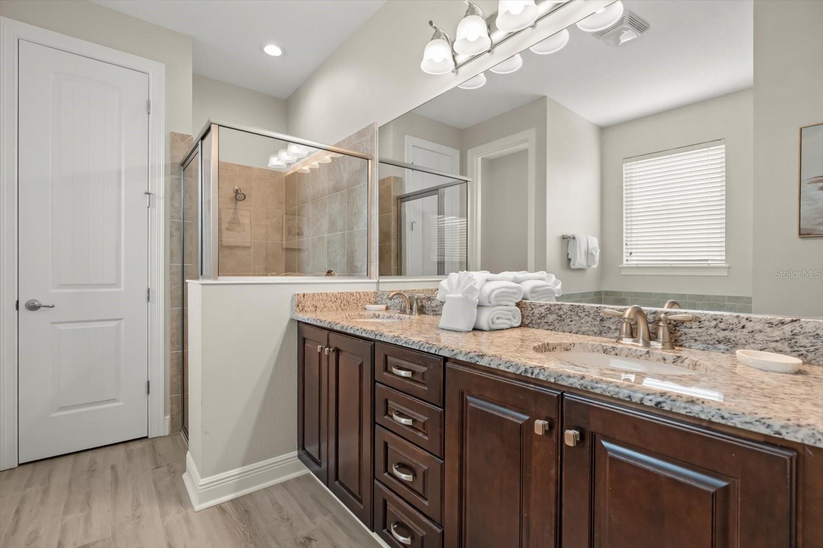 REUNION WEST VLGS NORTH - Residential