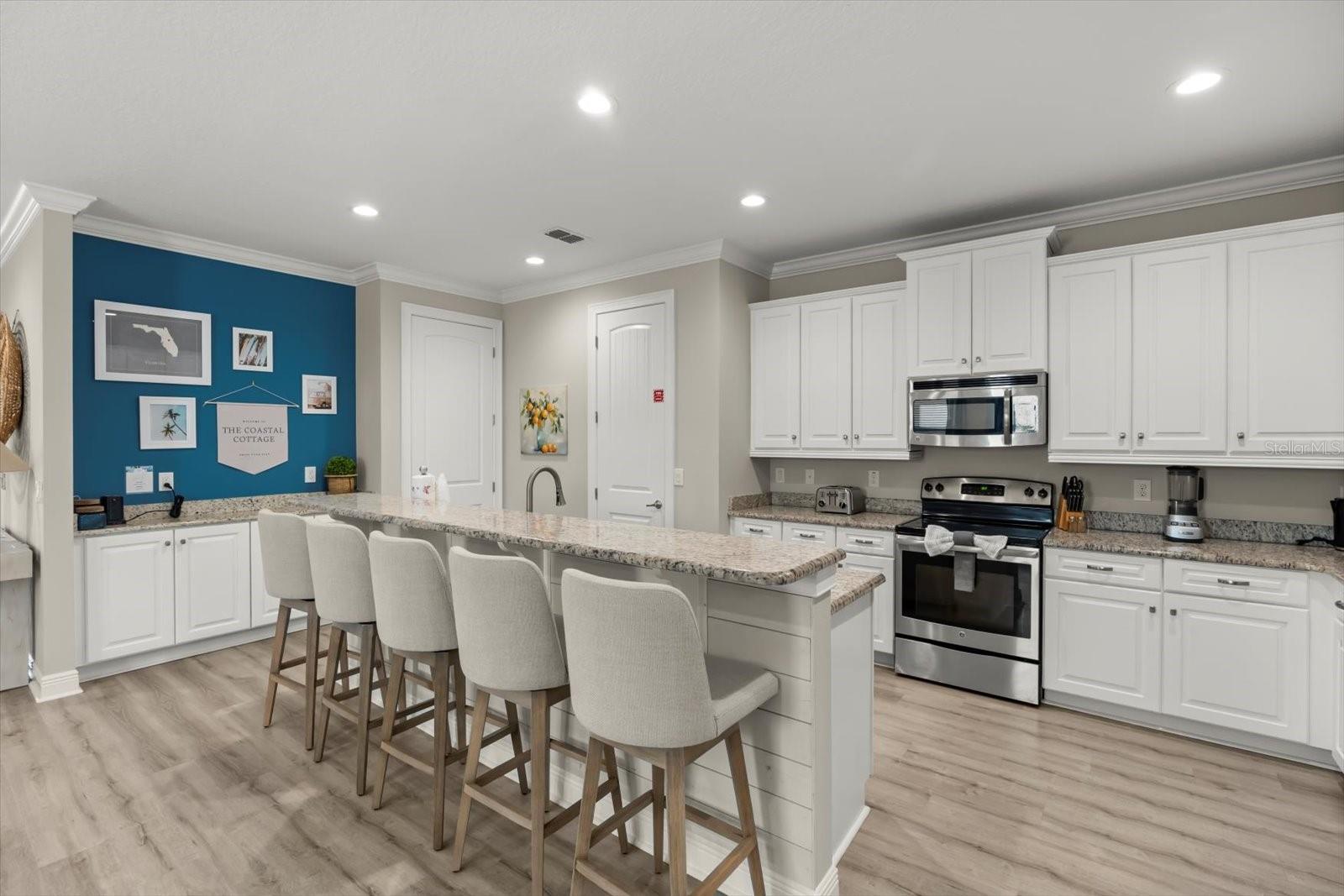 REUNION WEST VLGS NORTH - Residential