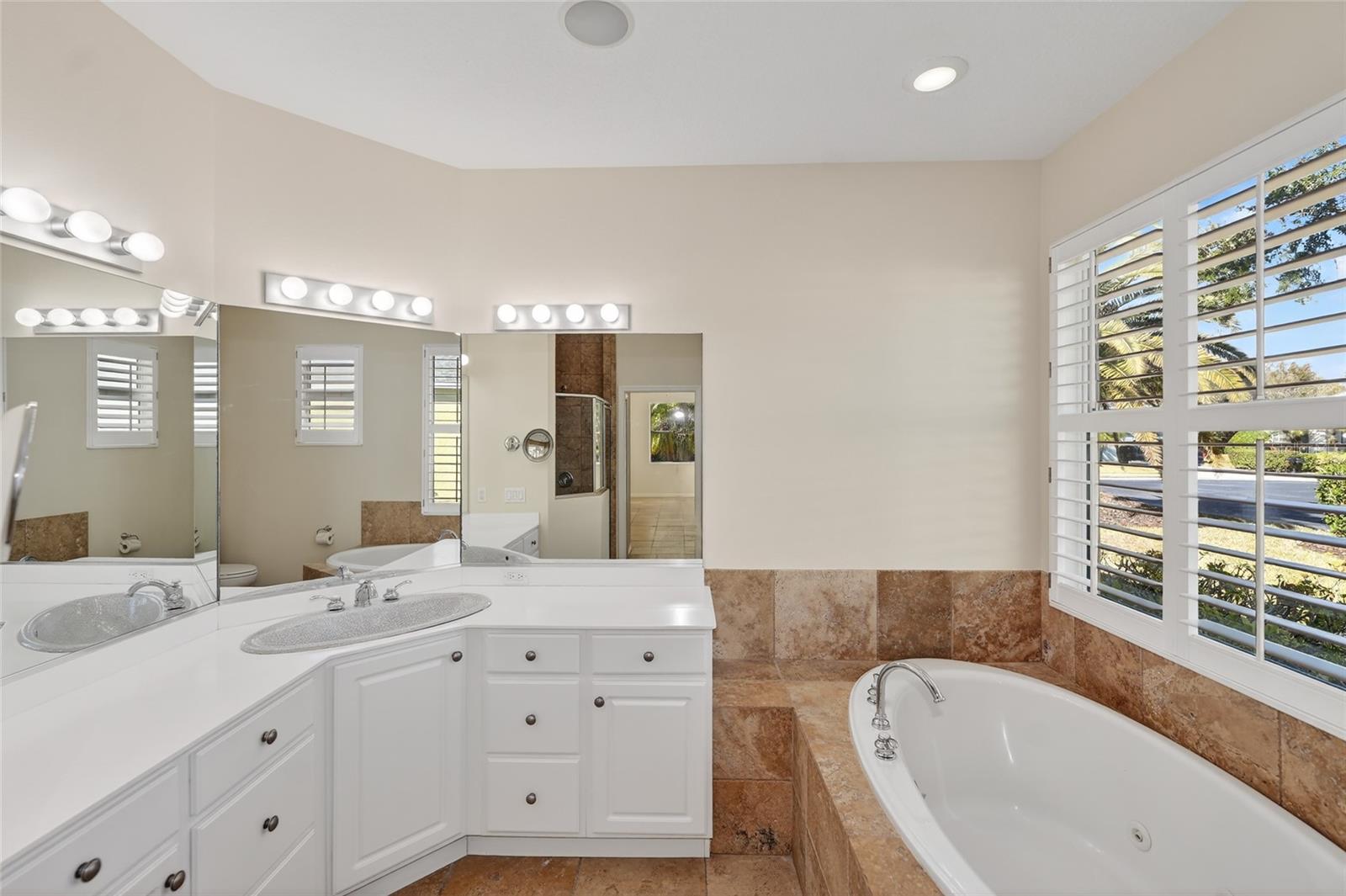 INDIGO RIDGE AT UNIVERSITY PLACE - Residential