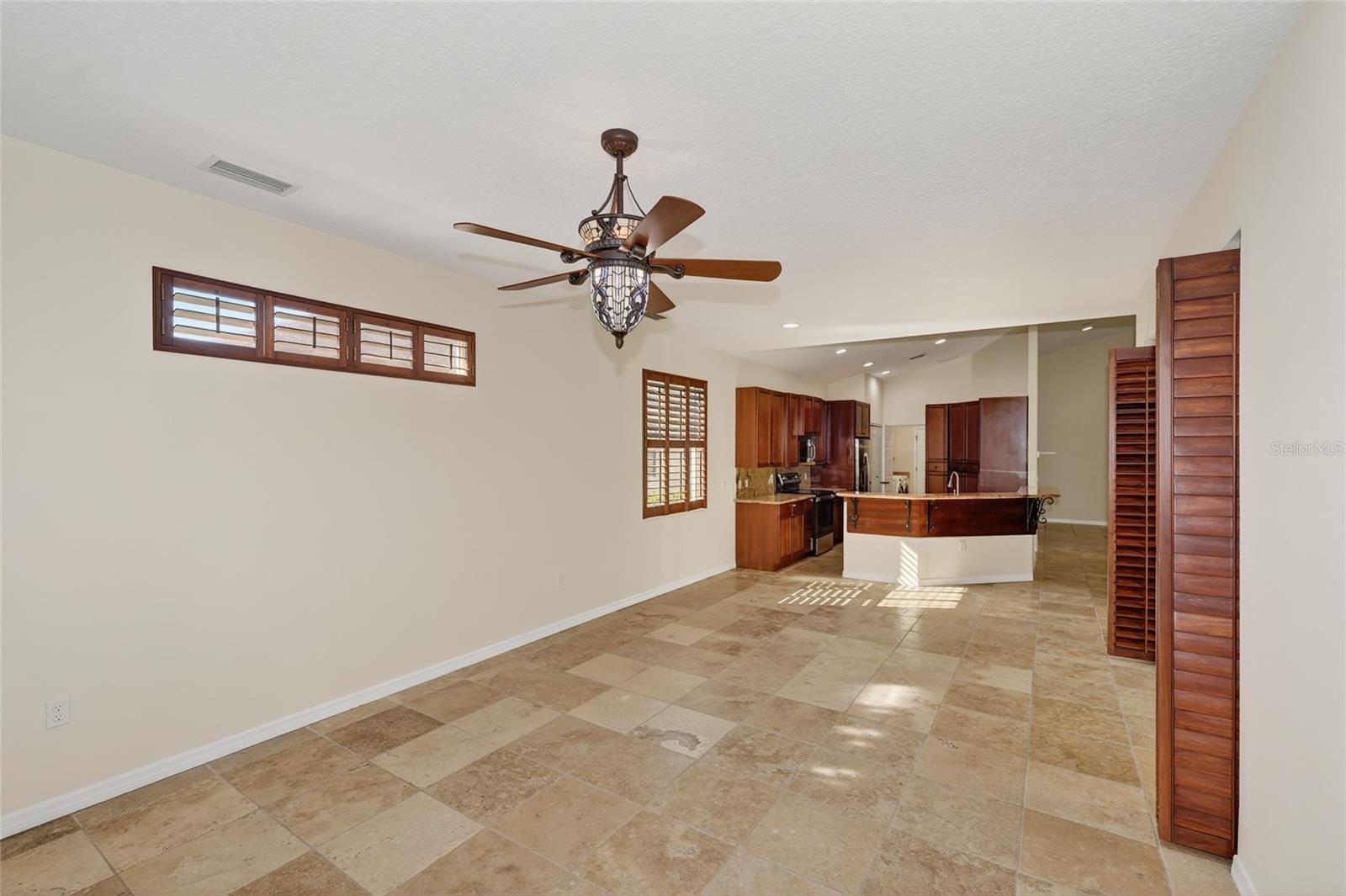 INDIGO RIDGE AT UNIVERSITY PLACE - Residential