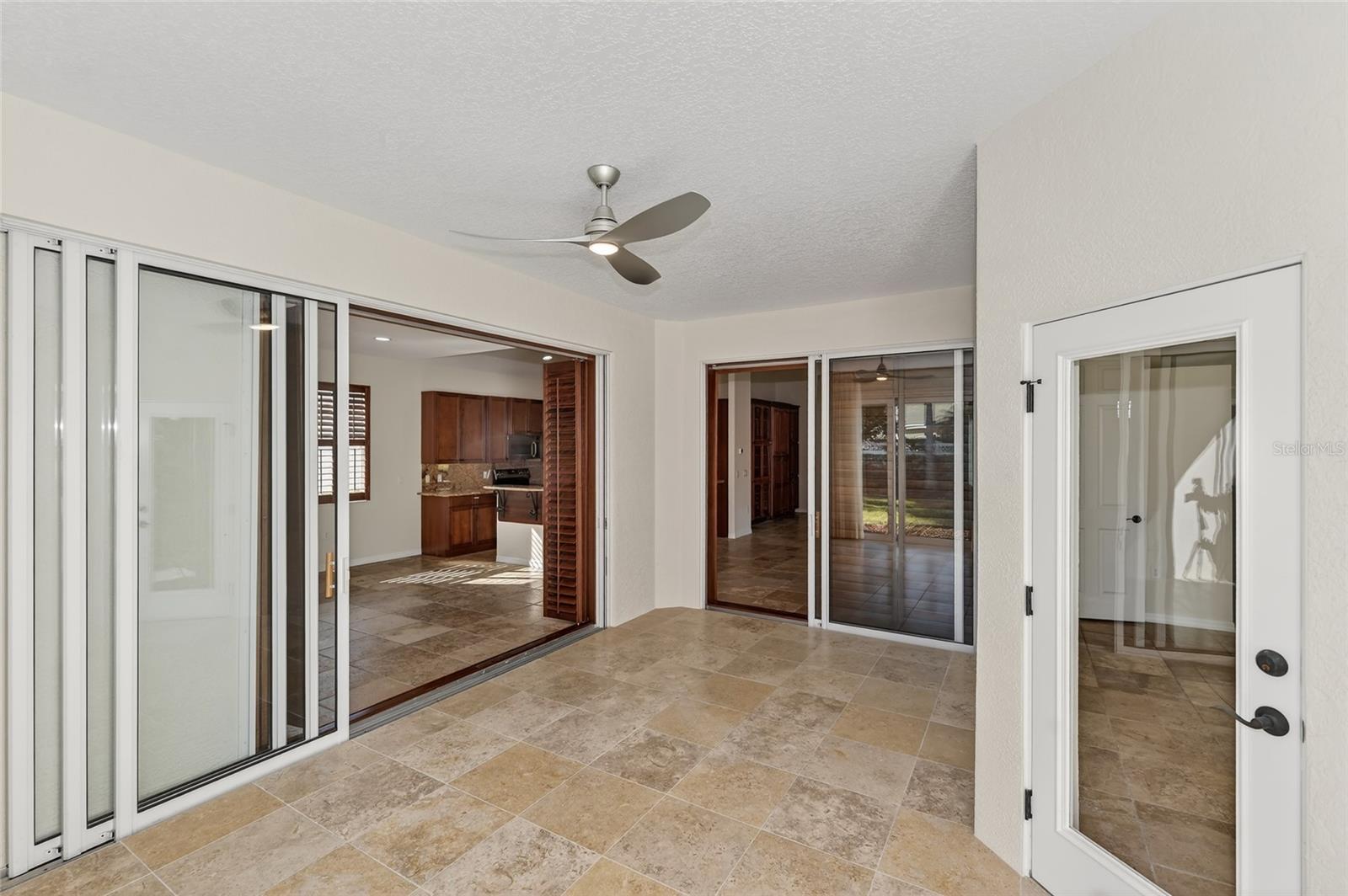 INDIGO RIDGE AT UNIVERSITY PLACE - Residential