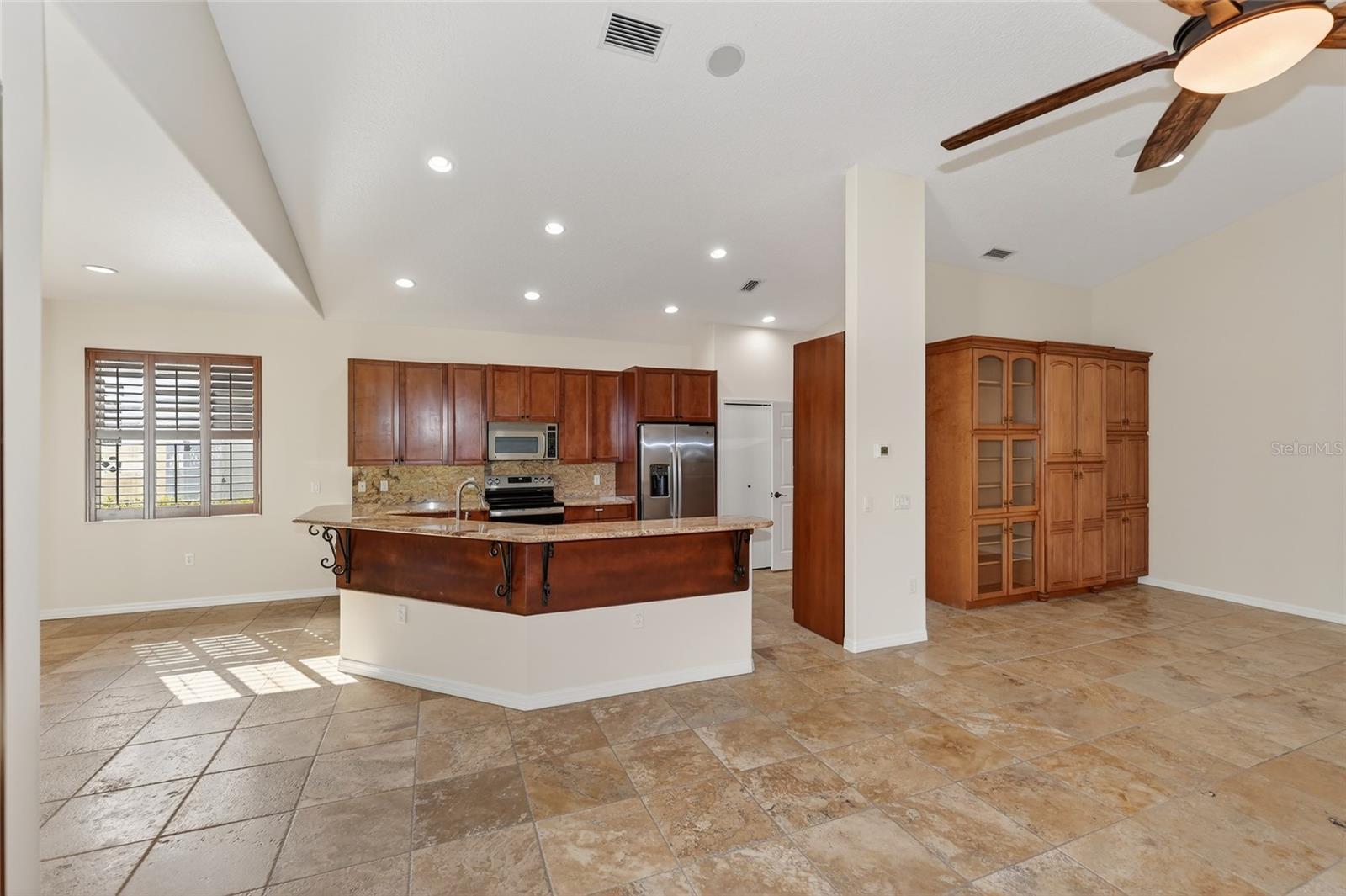 INDIGO RIDGE AT UNIVERSITY PLACE - Residential