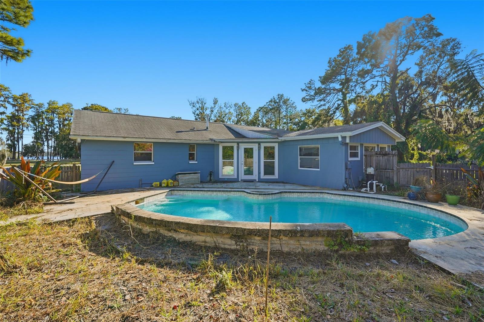 IVELMAR ESTATES - Residential