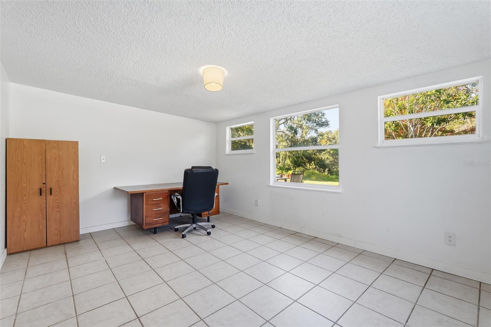 IVELMAR ESTATES - Residential