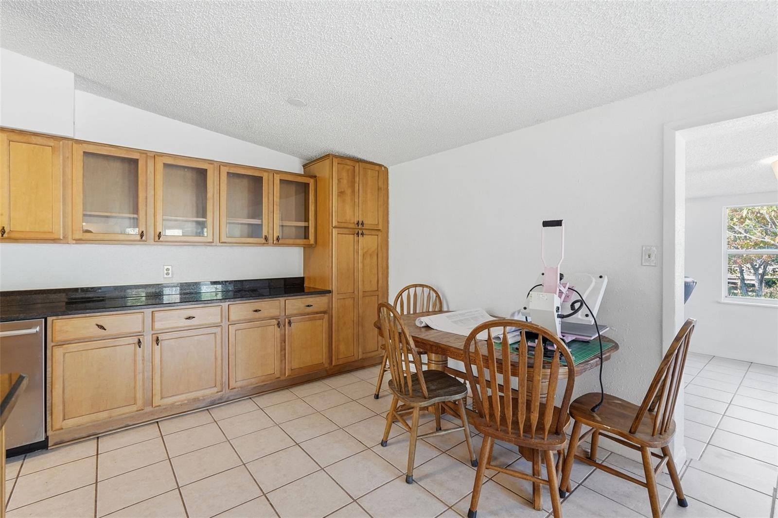 IVELMAR ESTATES - Residential