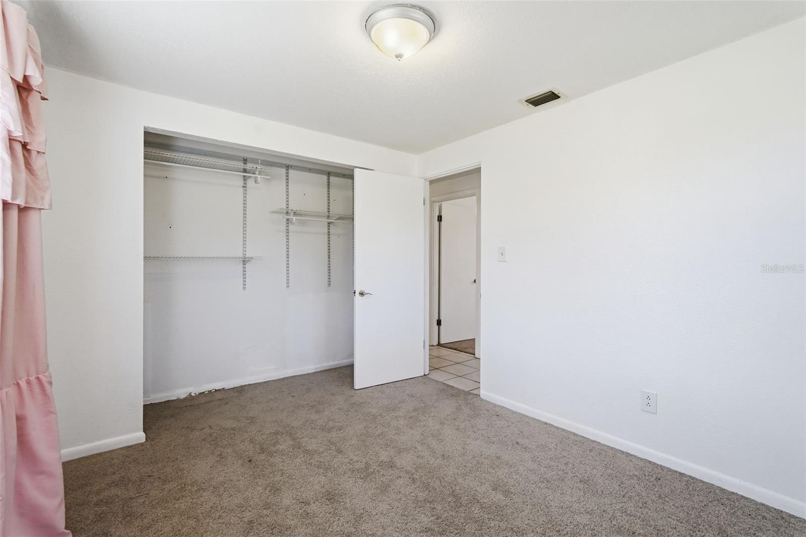 IVELMAR ESTATES - Residential