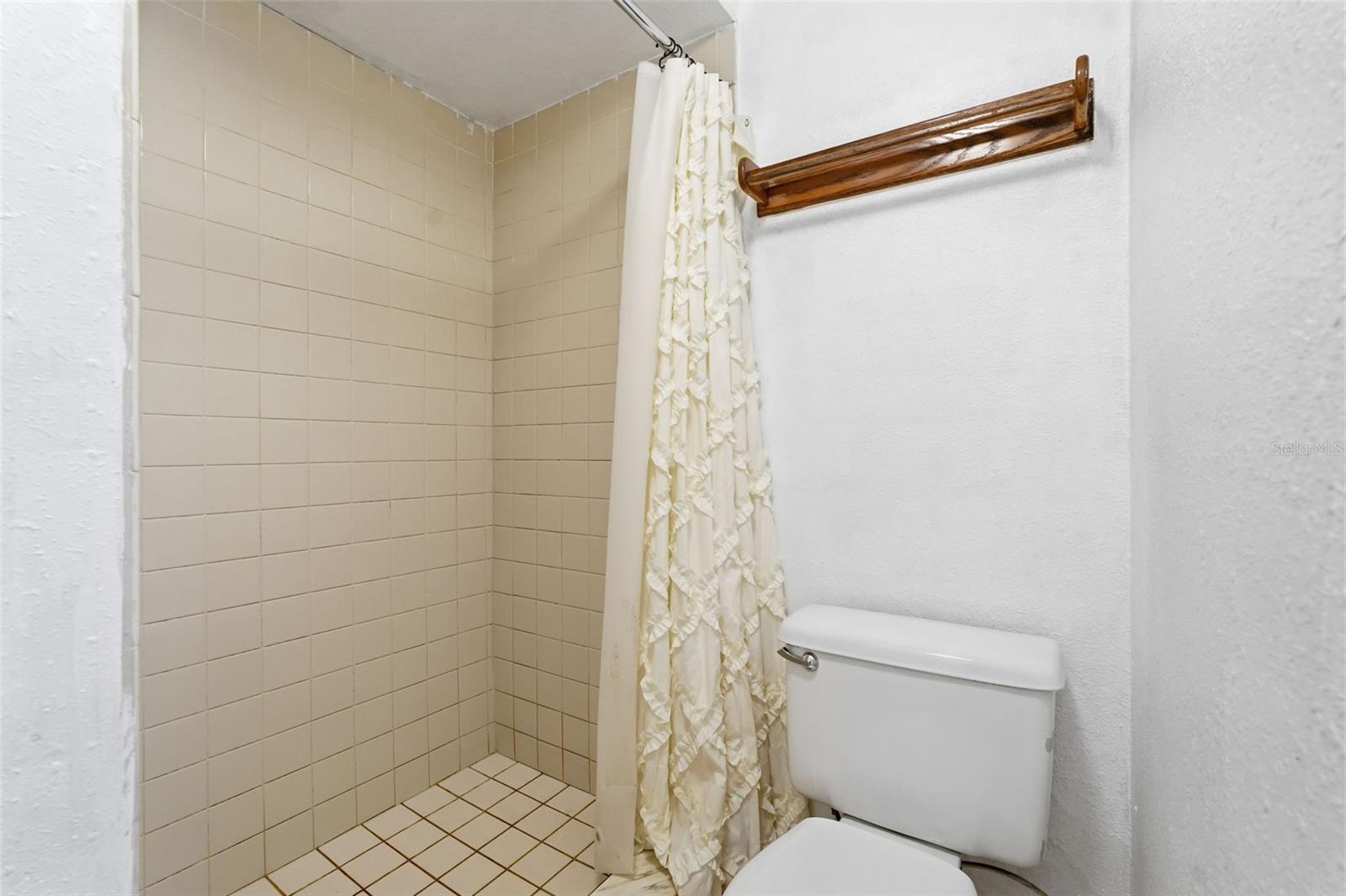 IVELMAR ESTATES - Residential