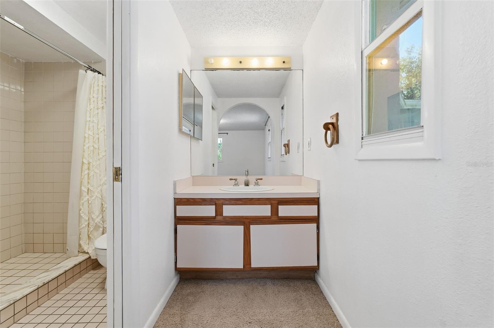 IVELMAR ESTATES - Residential