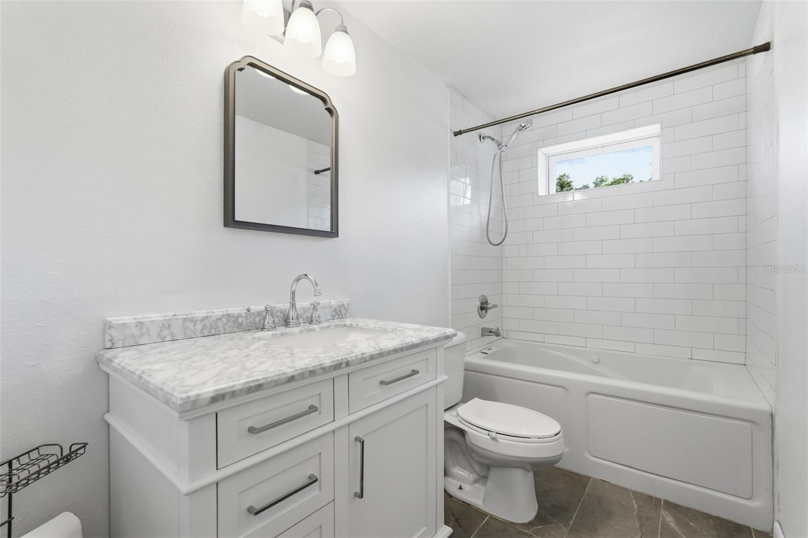 IVELMAR ESTATES - Residential