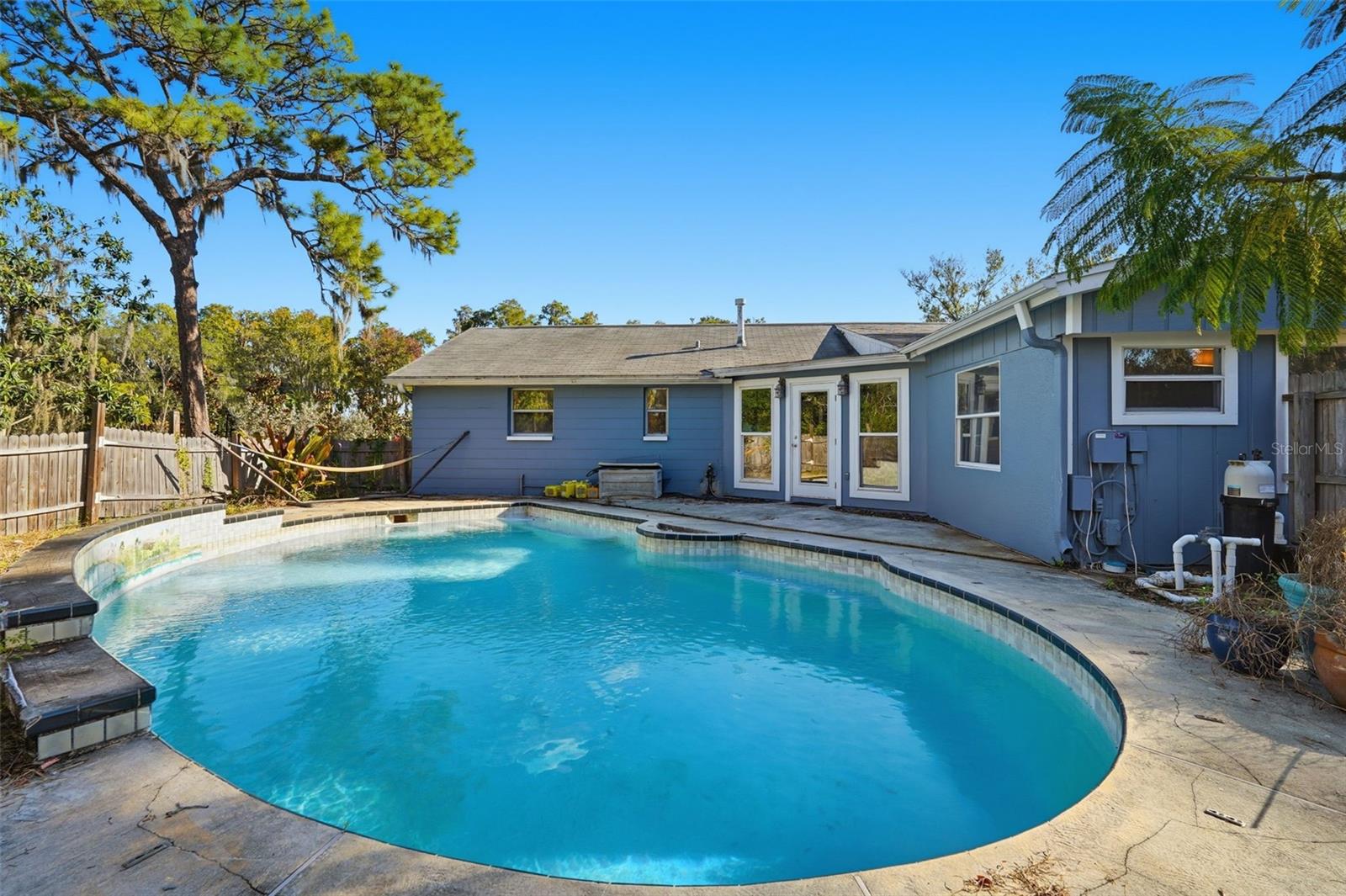 IVELMAR ESTATES - Residential