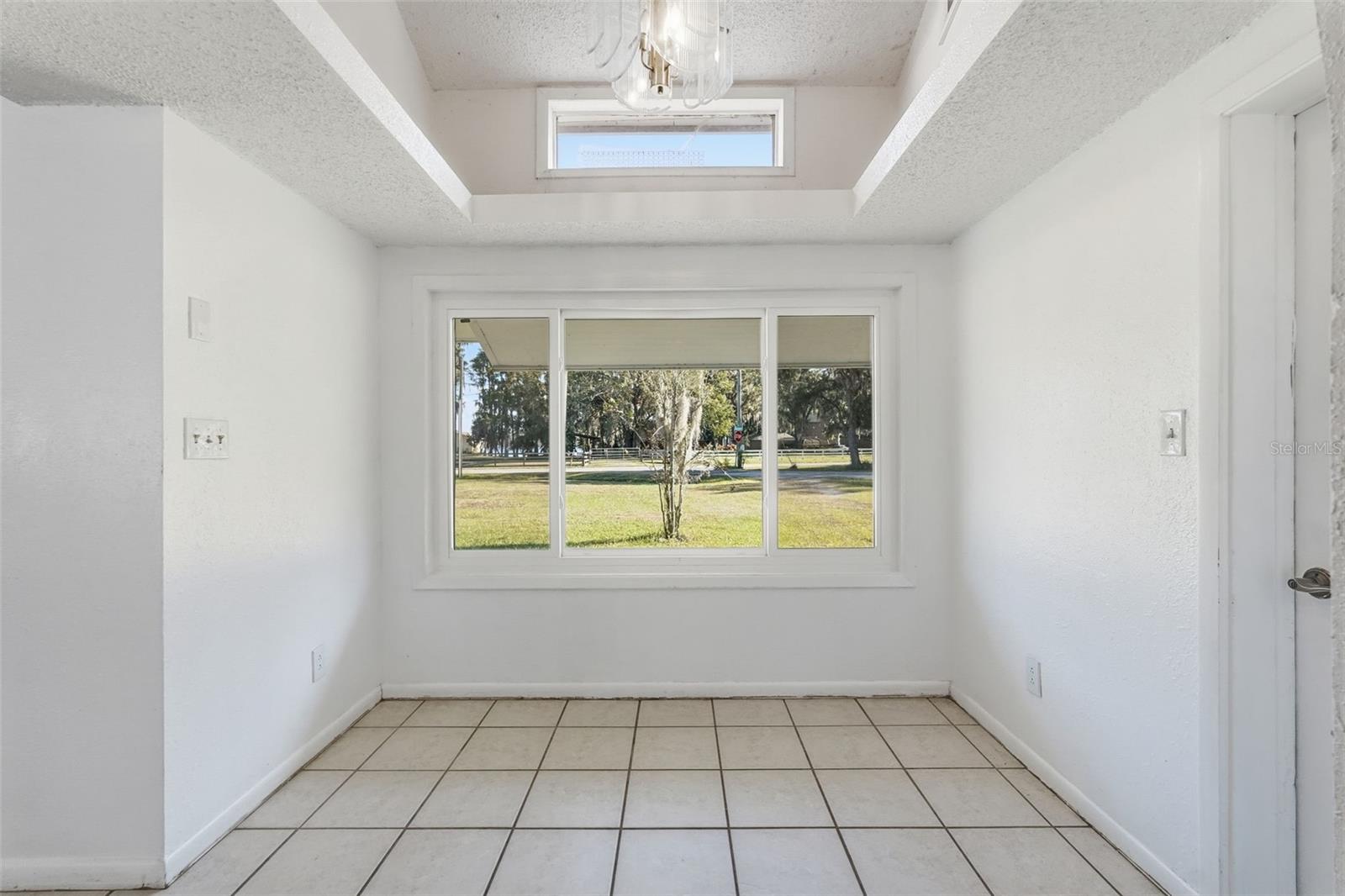 IVELMAR ESTATES - Residential