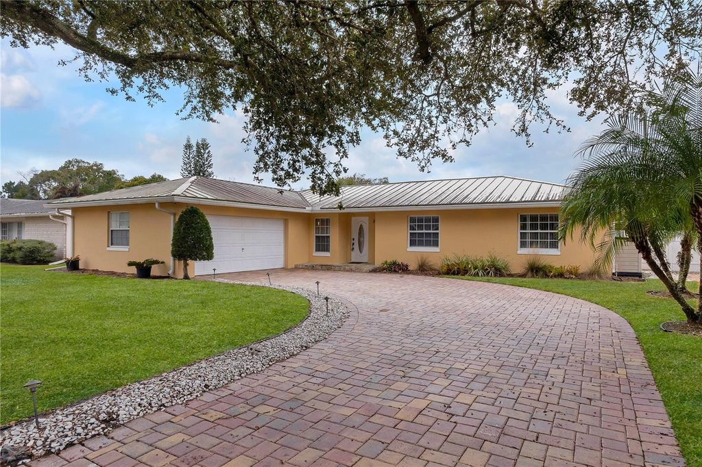Photo of 283 N Ranger Boulevard, Winter Park, FL 32792 (MLS # O6380889)