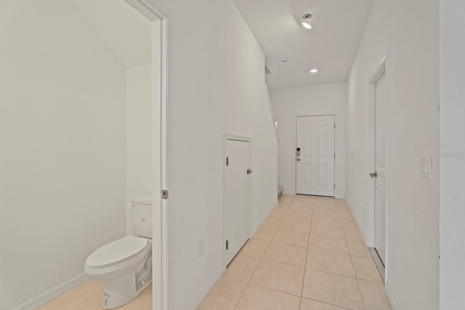 BELLALAGO POD G TOWHOMES - Residential