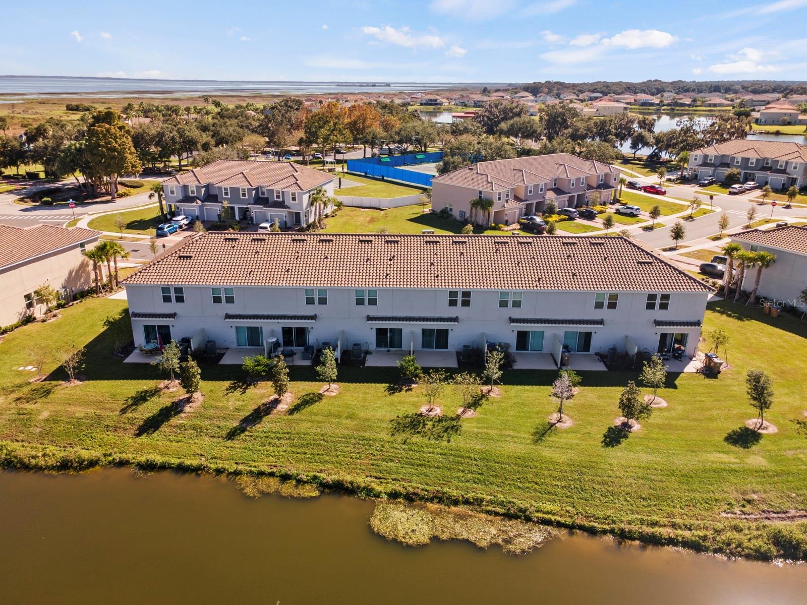 BELLALAGO POD G TOWHOMES - Residential