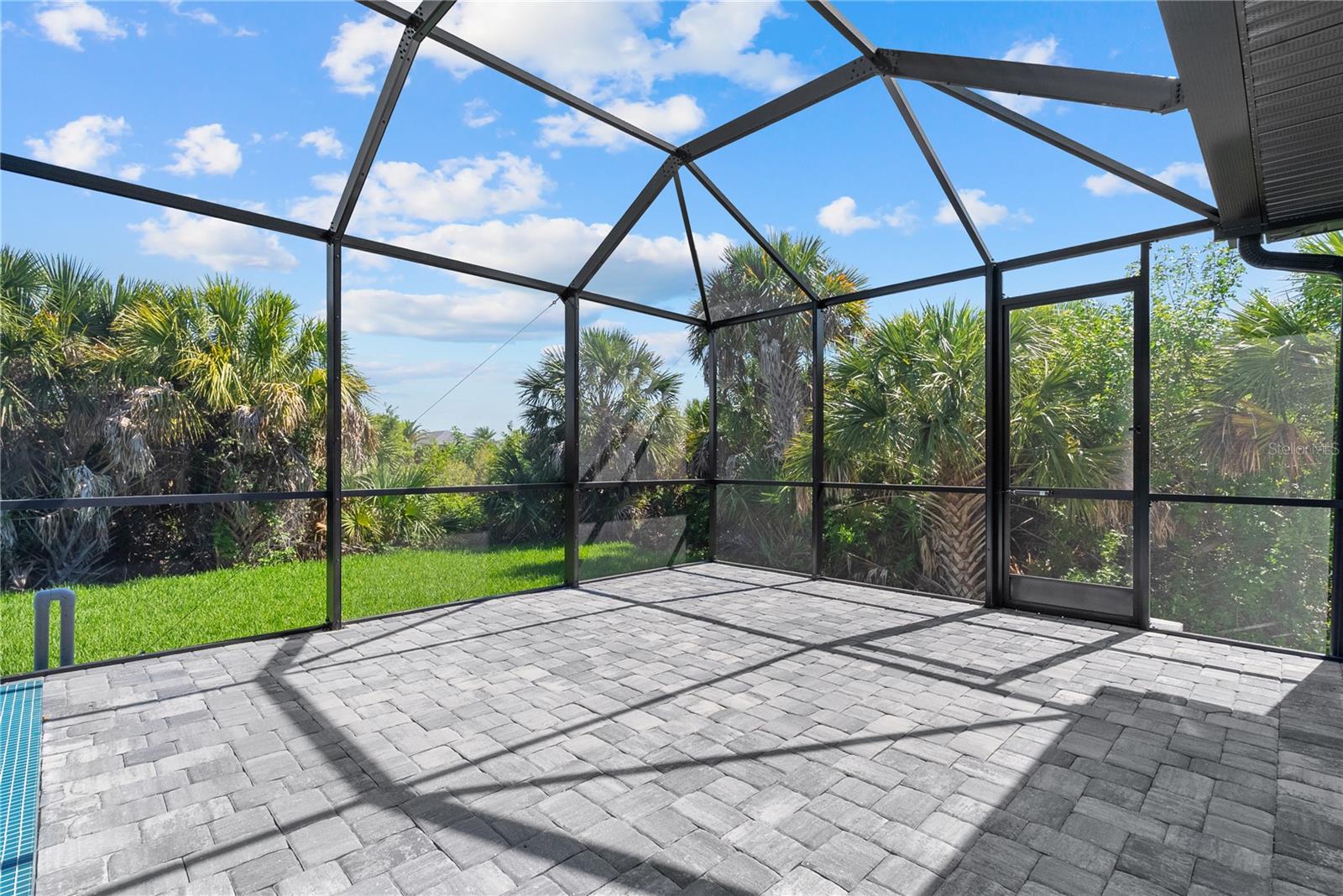 SOUTH GOLF COVE - Residential