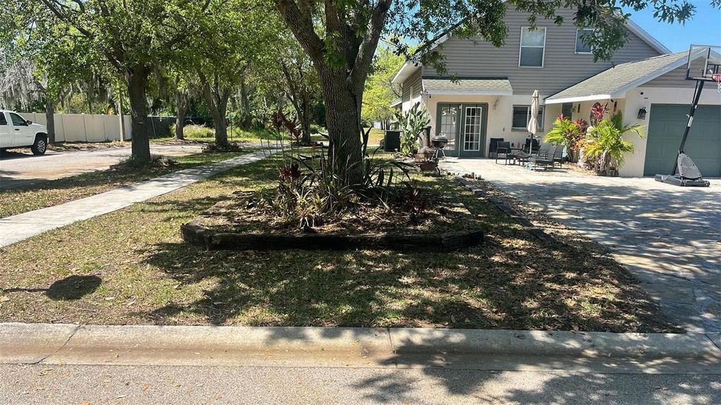 Photo of 2328 Pleasure Run Drive, Ruskin, FL 33570 (MLS # TB8430638)