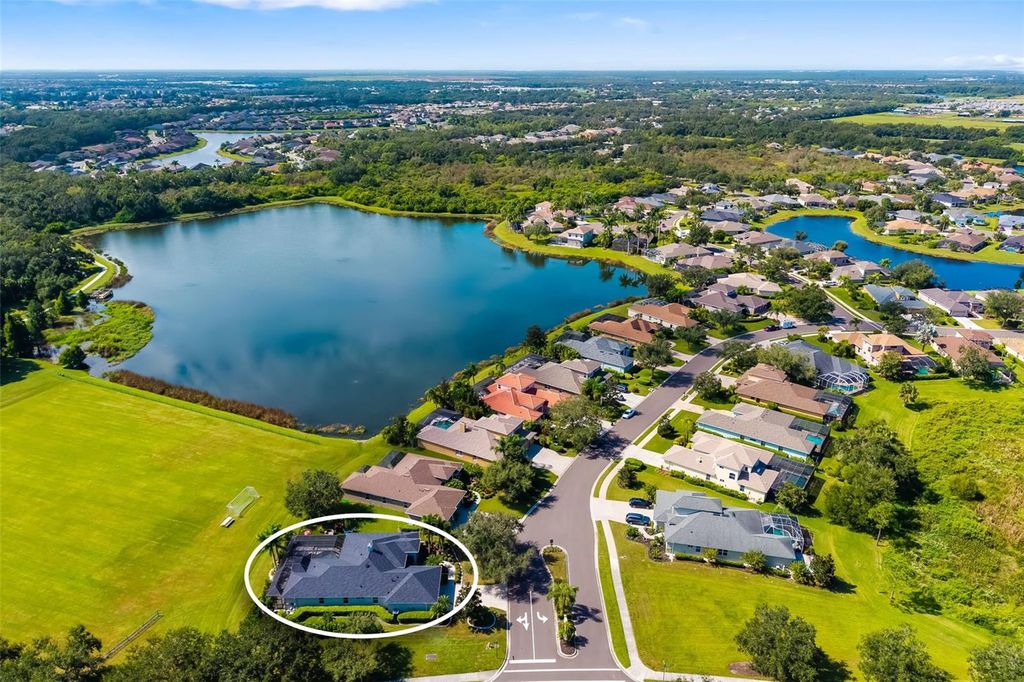 Photo of 12428 Aster Avenue, Bradenton, FL 34212 (MLS # A4666832)