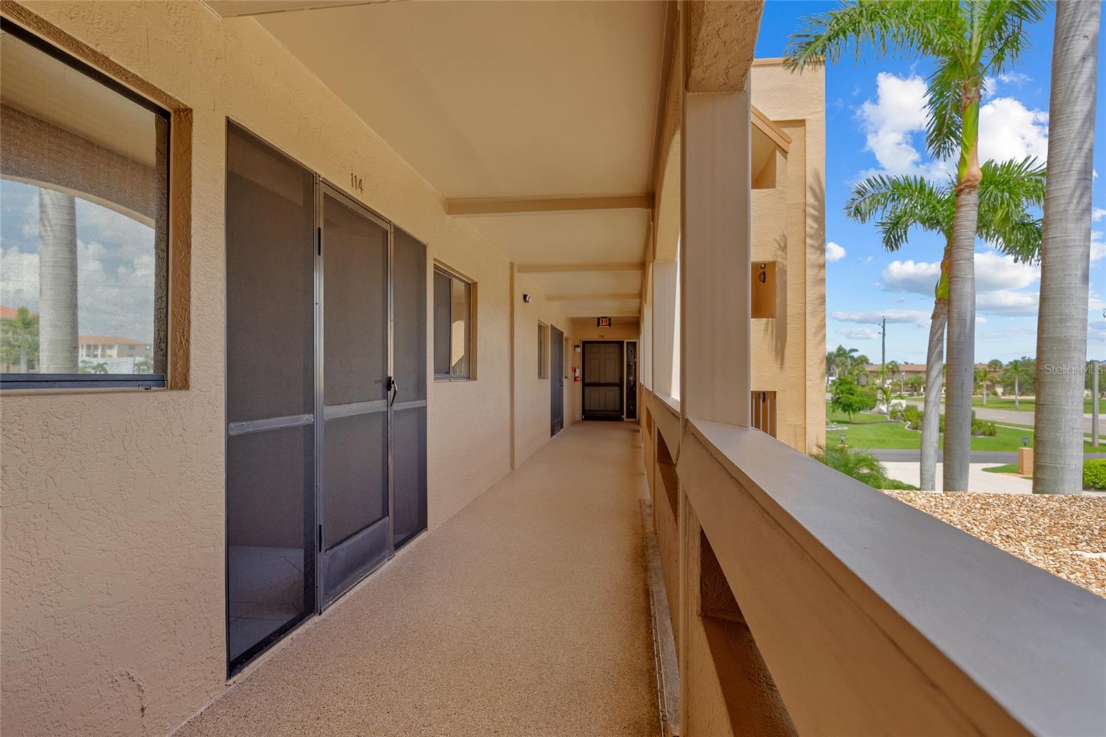 1601 PARK BEACH CIRCLE 4/114