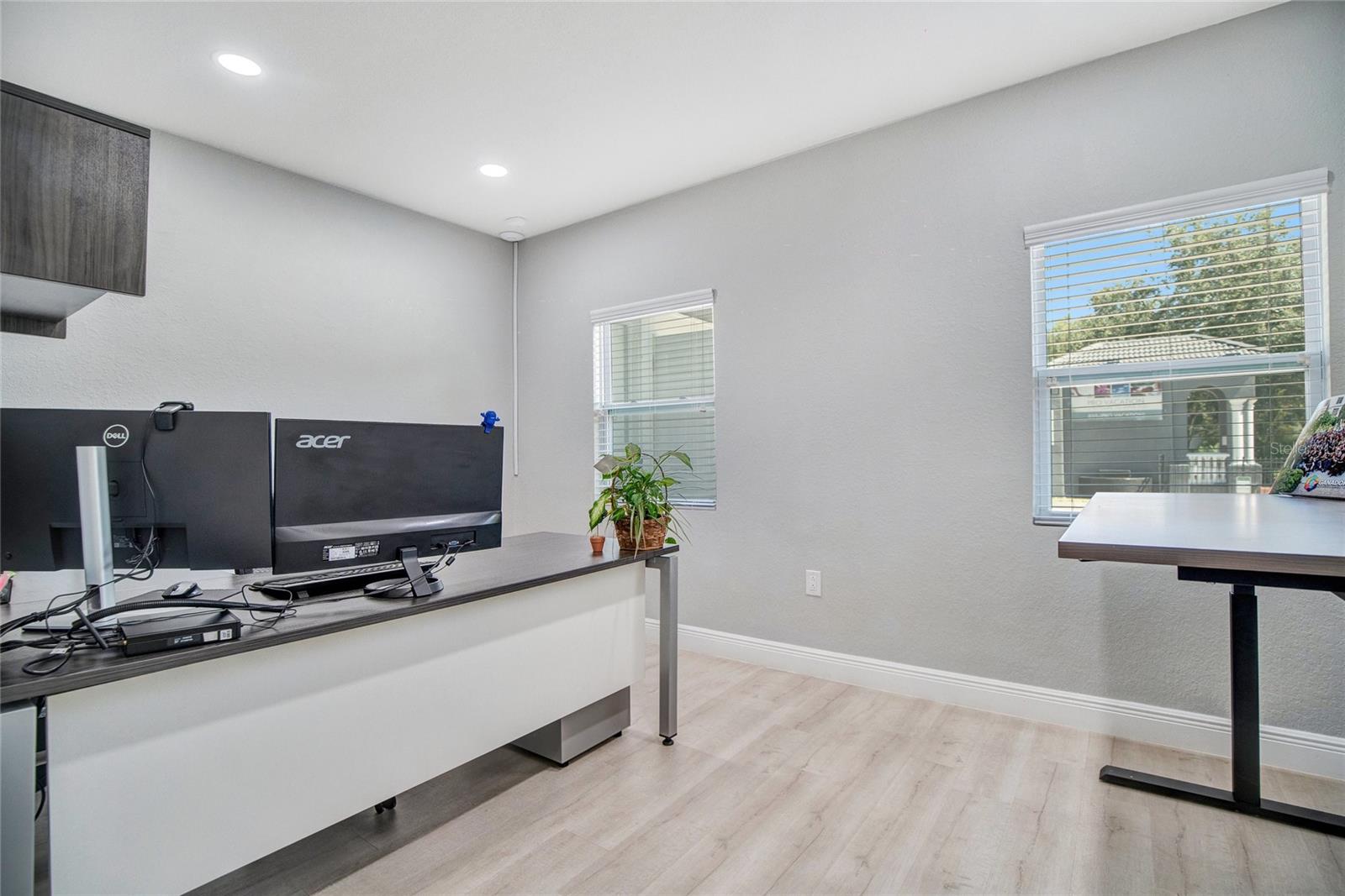 CONCORD PARK 1ST ADD - Commercial Sale