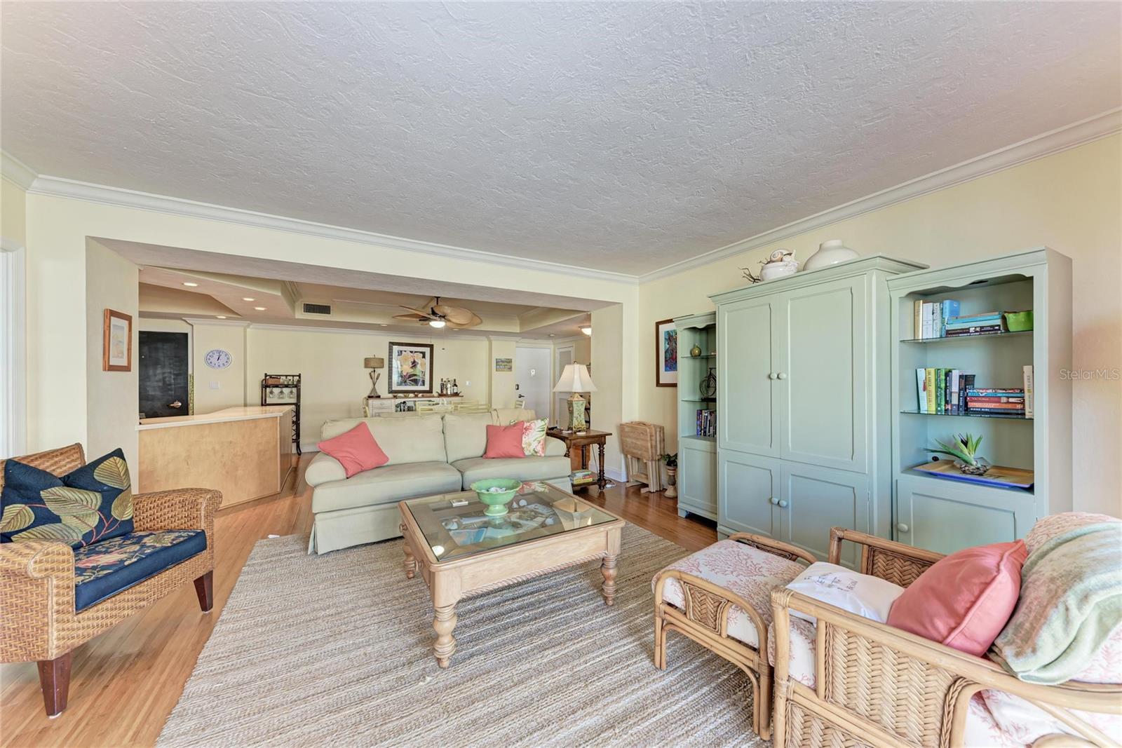 LIDO BEACH CLUB - Residential Lease